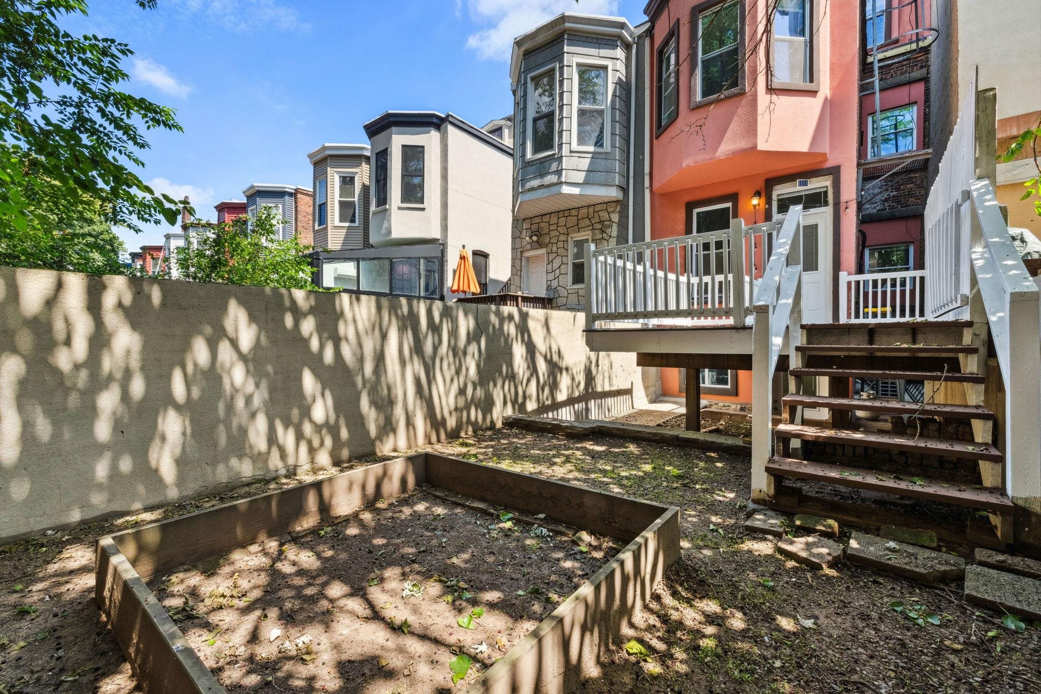 37 ASTOR PL