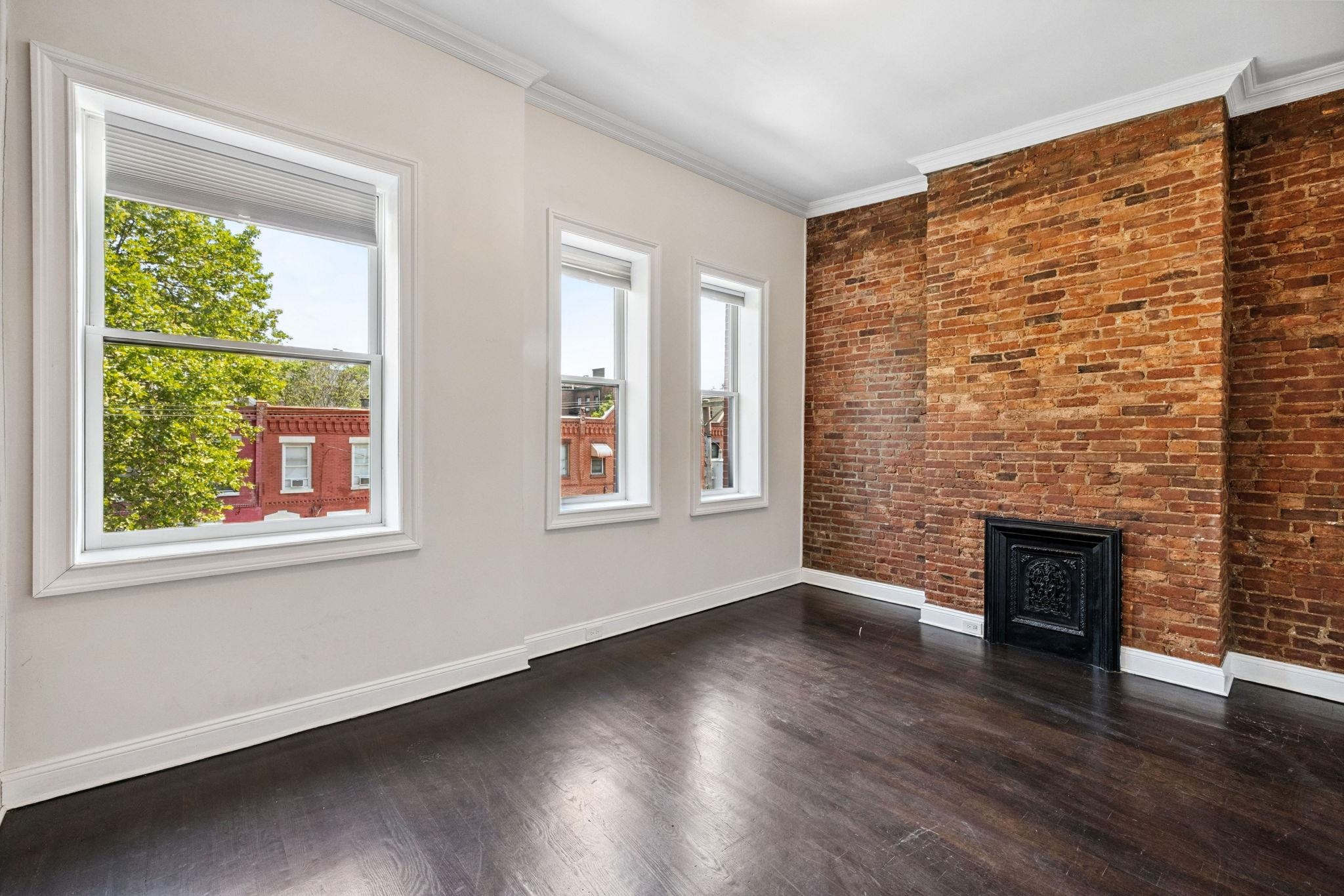 37 ASTOR PL