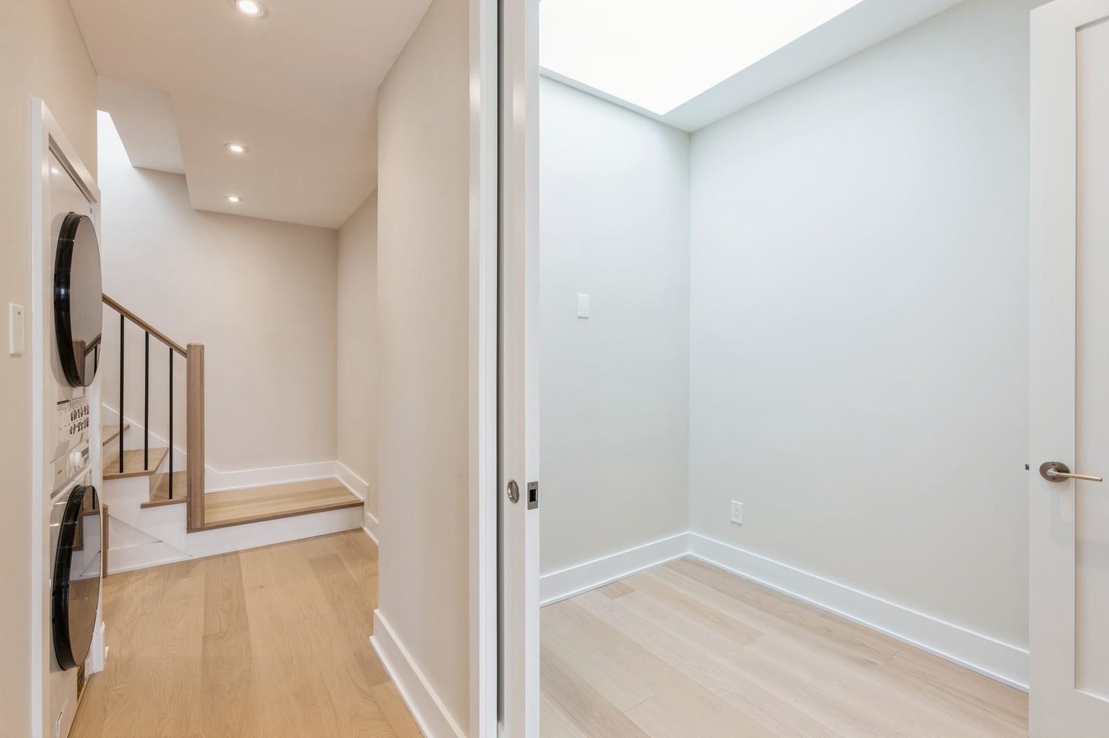 477 MONMOUTH ST Unit: 3