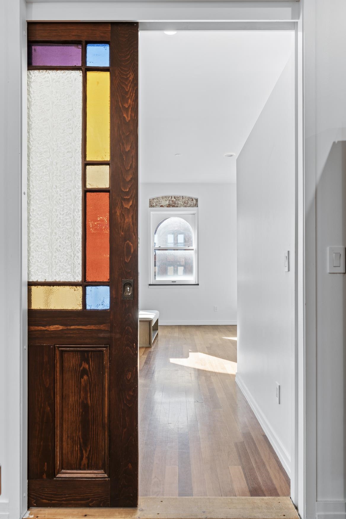 330 MONTGOMERY ST Unit: 3