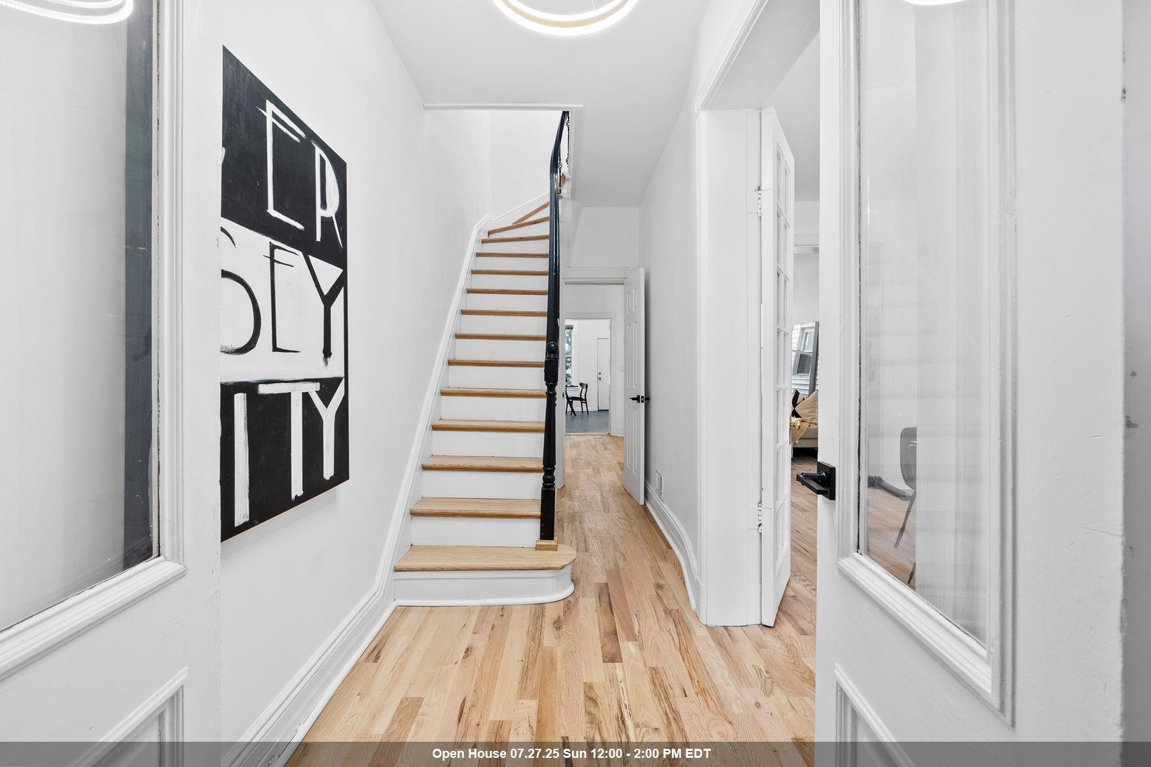 48 ARMSTRONG AVE