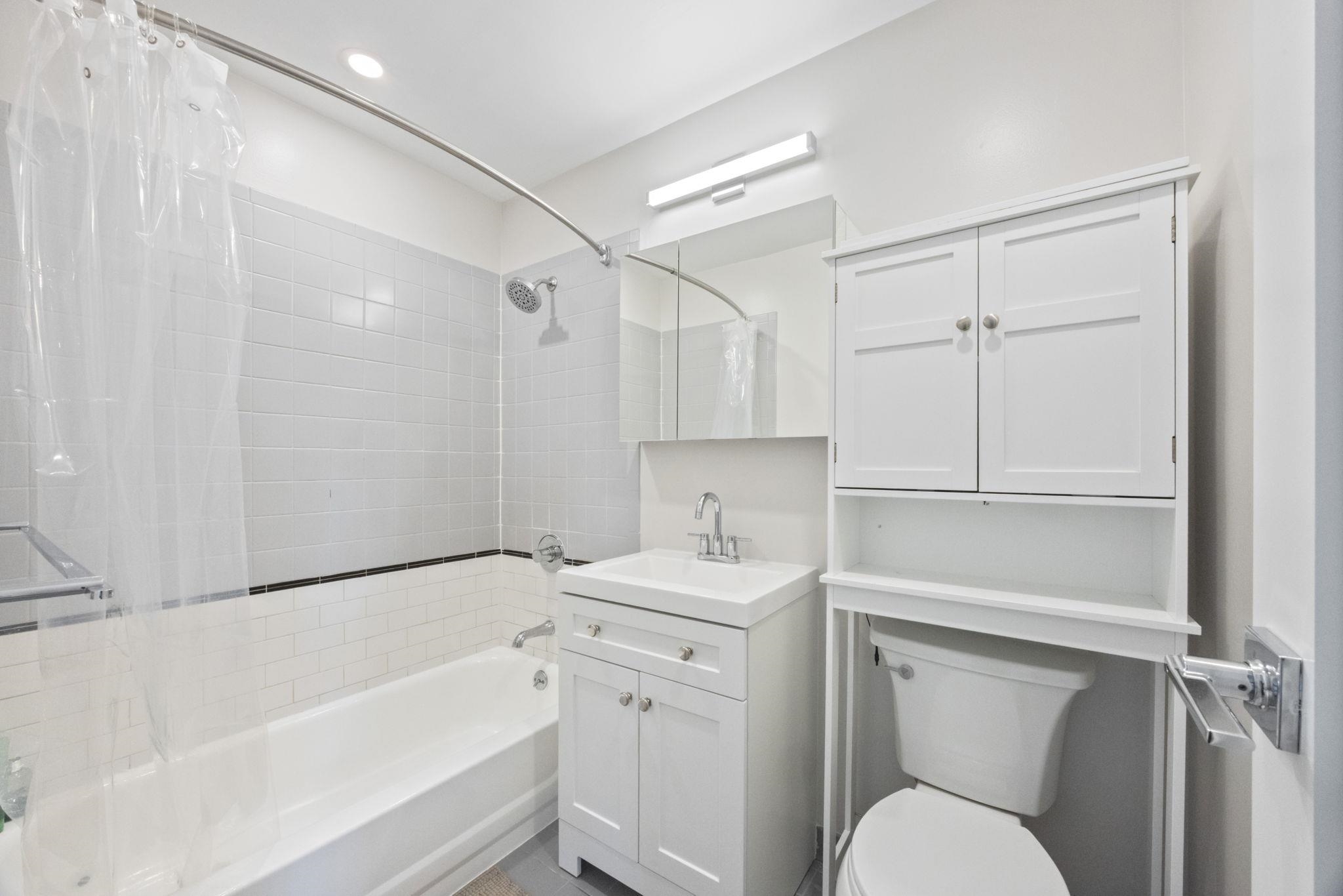 186 WAYNE ST Unit: 222