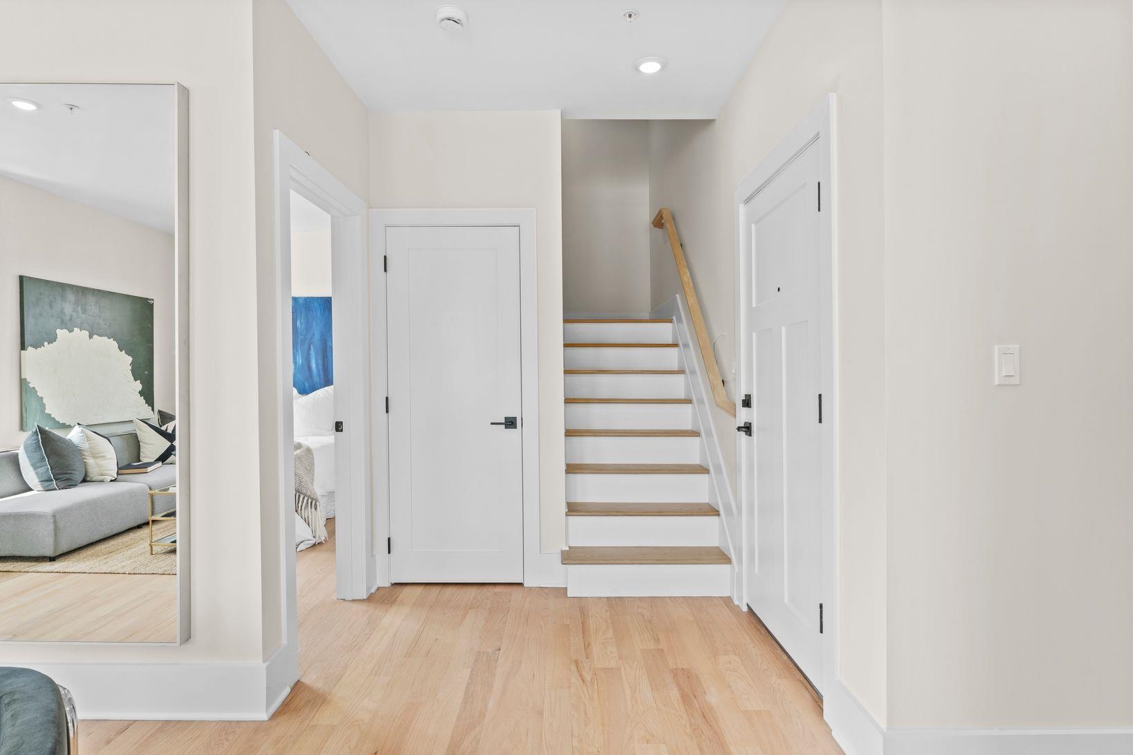 249 BERGEN AVE Unit: 302