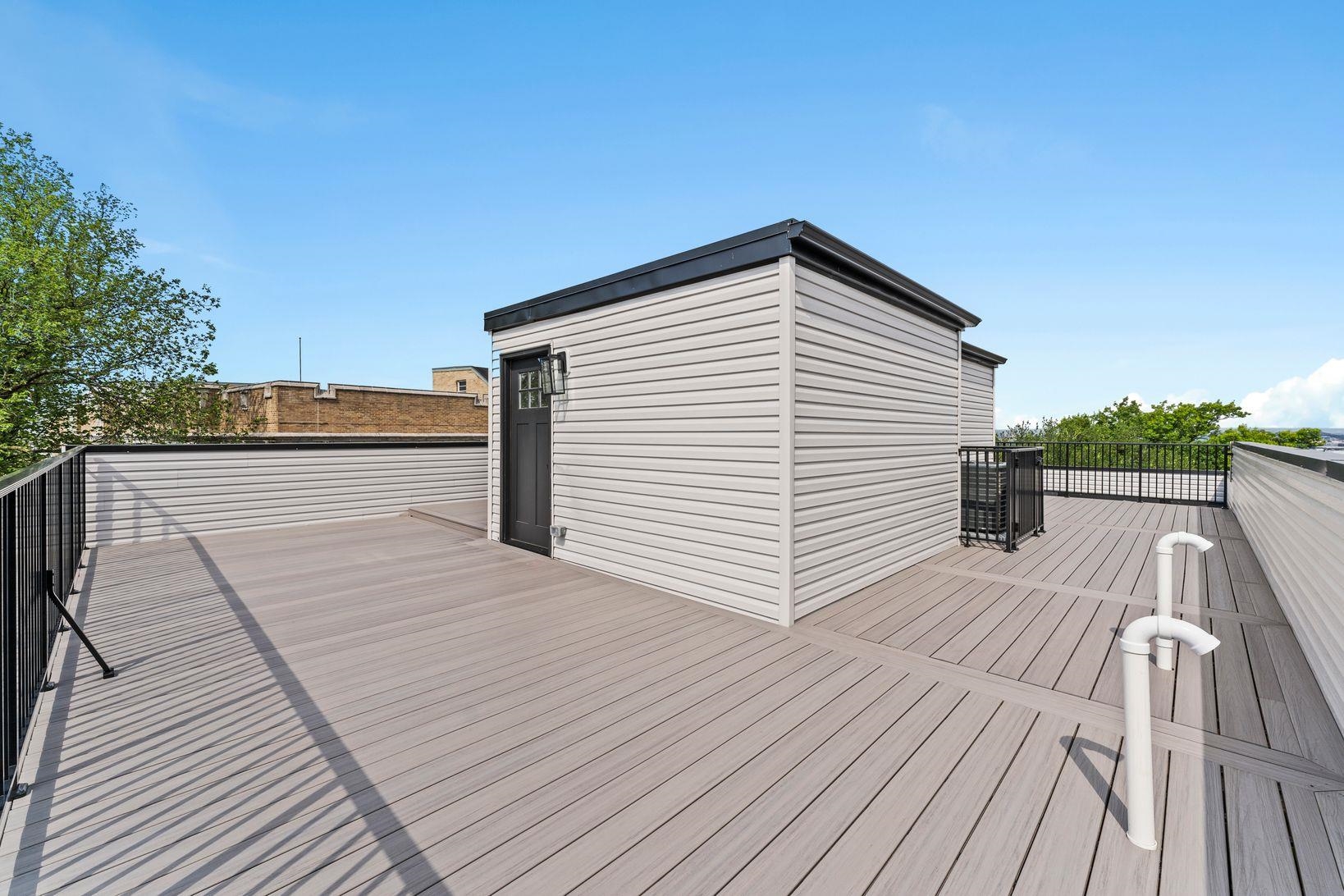 249 BERGEN AVE Unit: 302