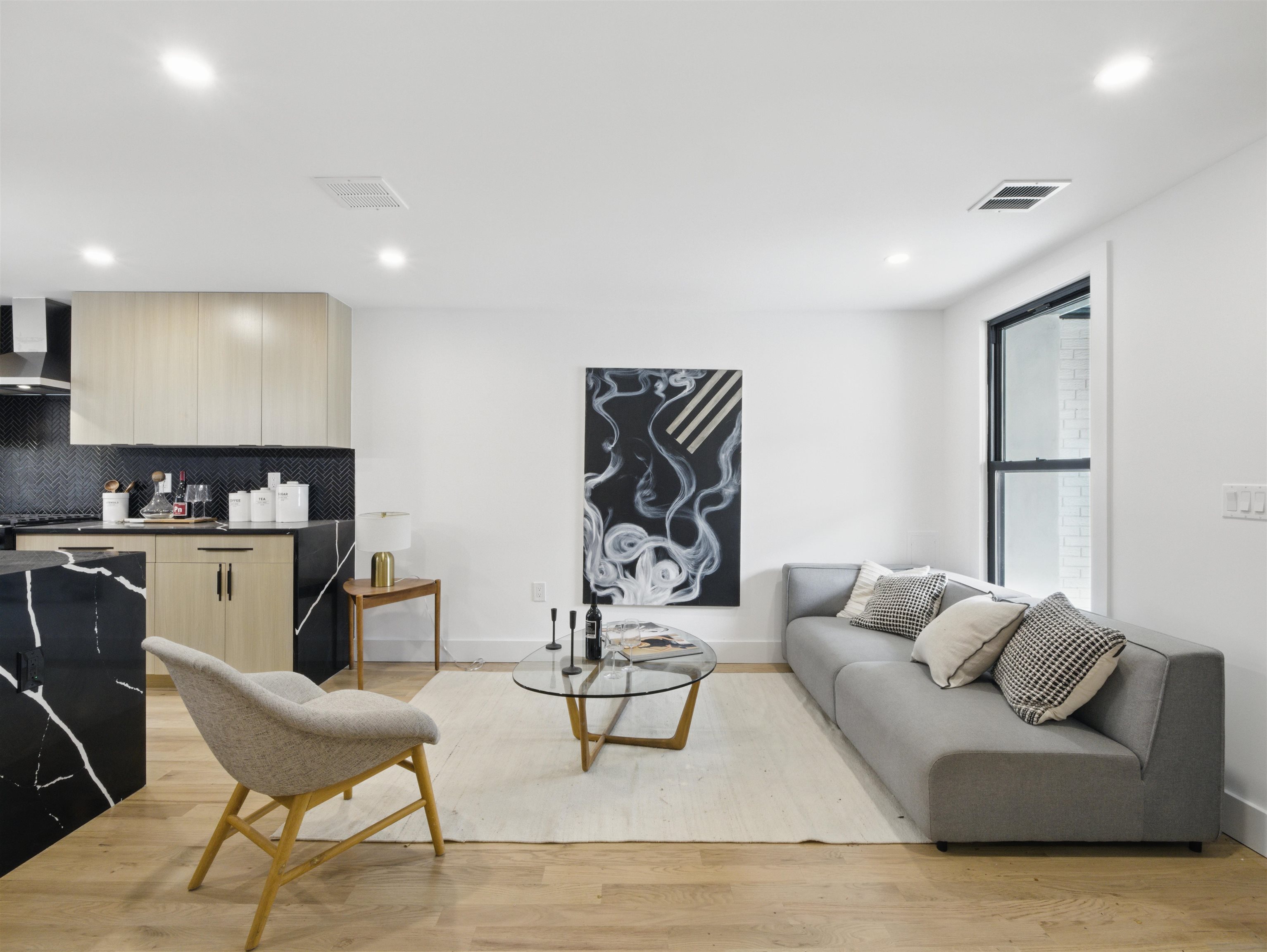 63 JEFFERSON AVE Unit: 1A