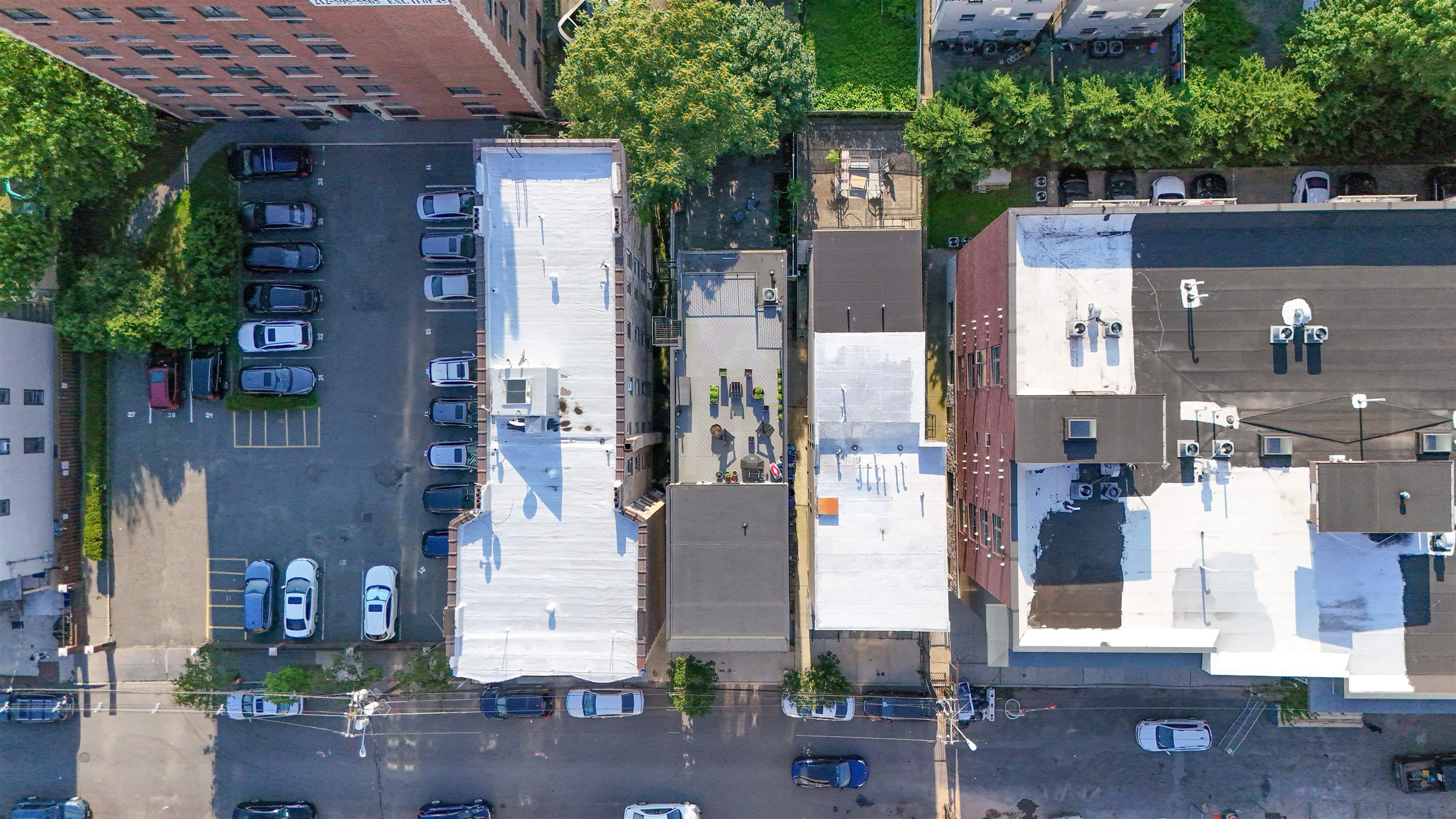 61 SKILLMAN AVE Unit: 2-3