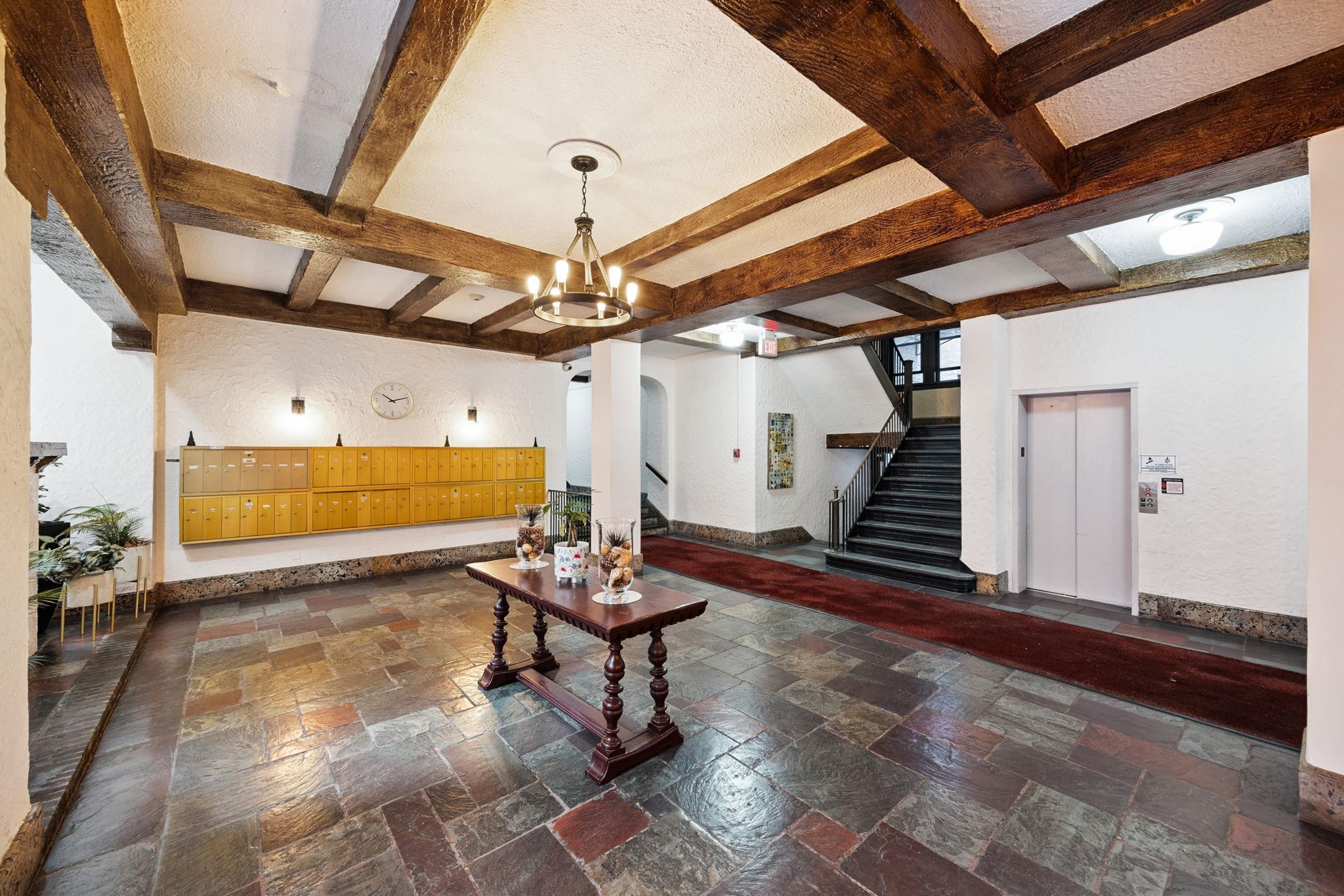 56 GLENWOOD AVE Unit: 55