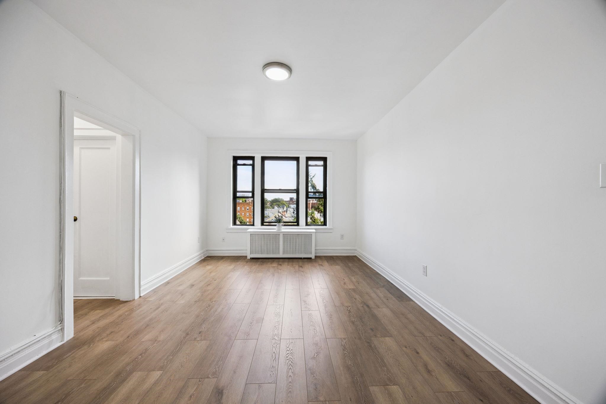 56 GLENWOOD AVE Unit: 55