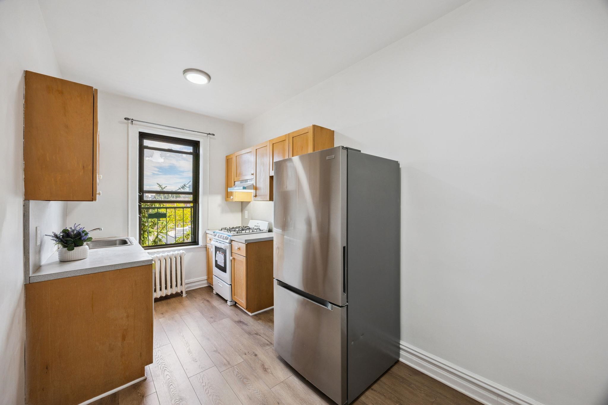 56 GLENWOOD AVE Unit: 55