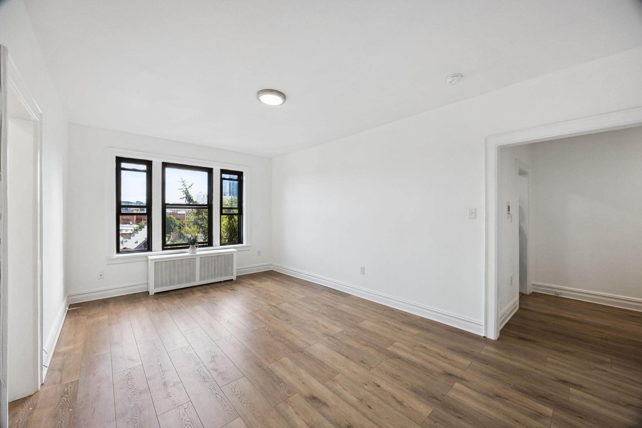 56 GLENWOOD AVE Unit: 55