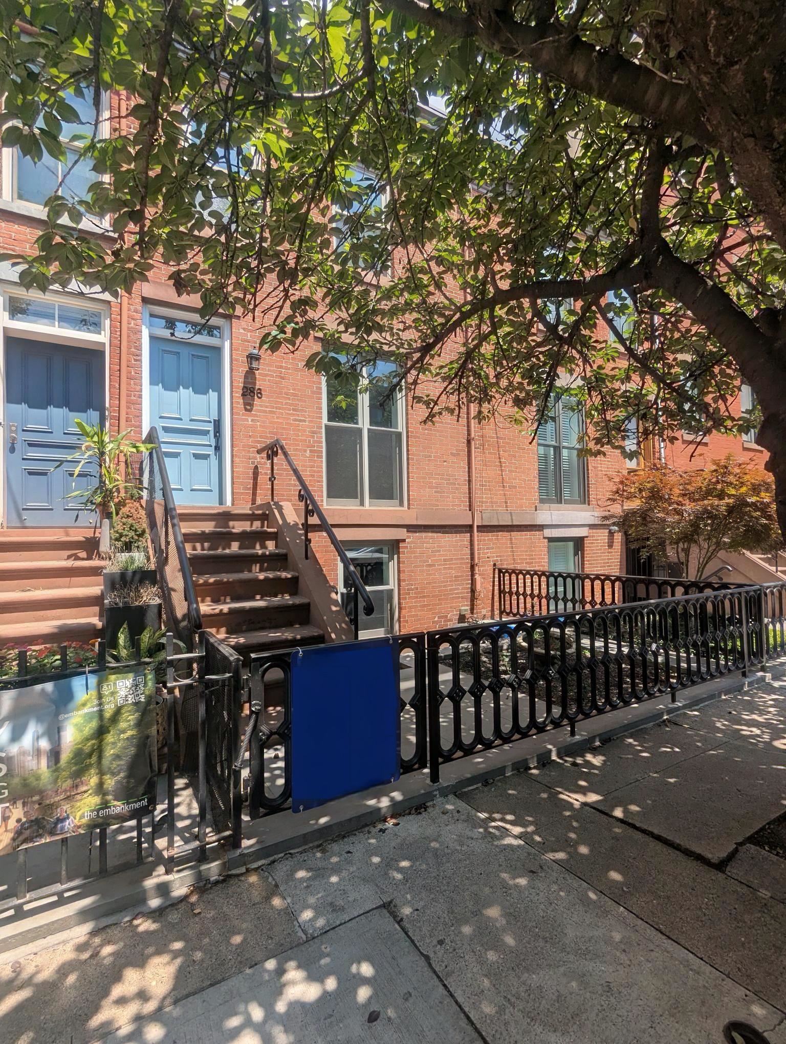 286 5TH ST