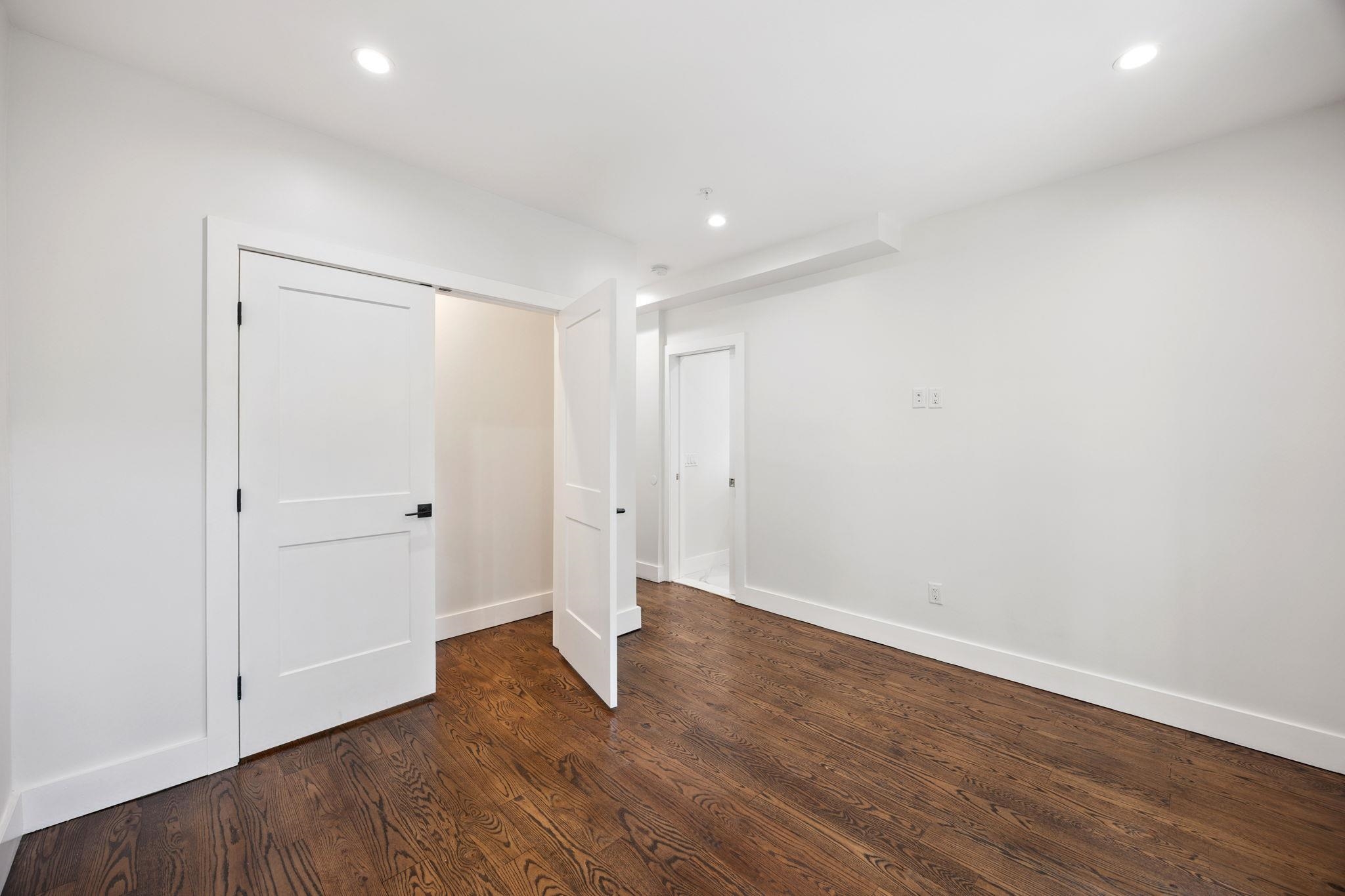 203 3RD ST Unit: 2
