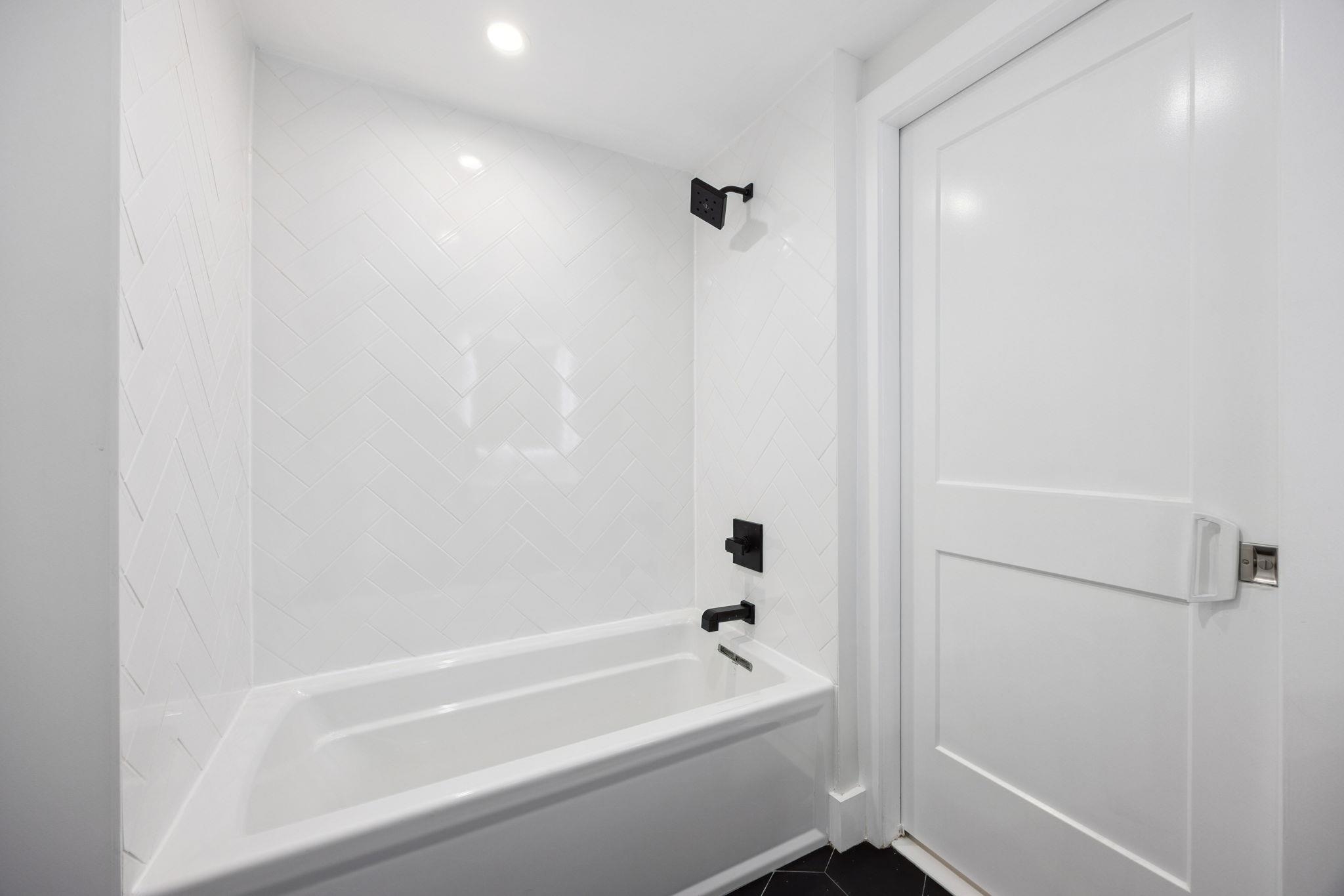 203 3RD ST Unit: 2