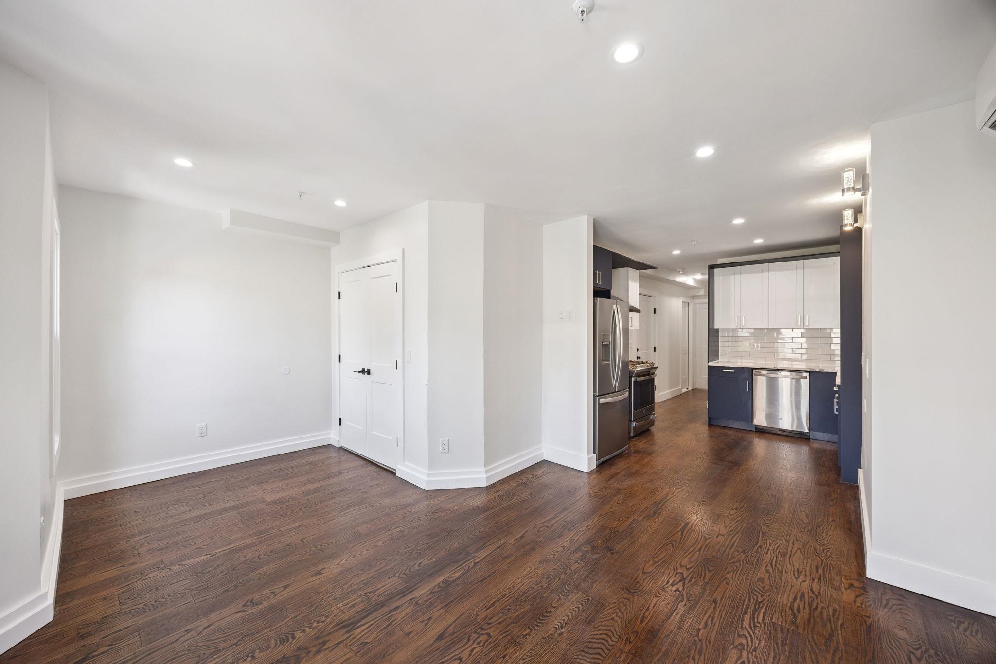 203 3RD ST Unit: 3