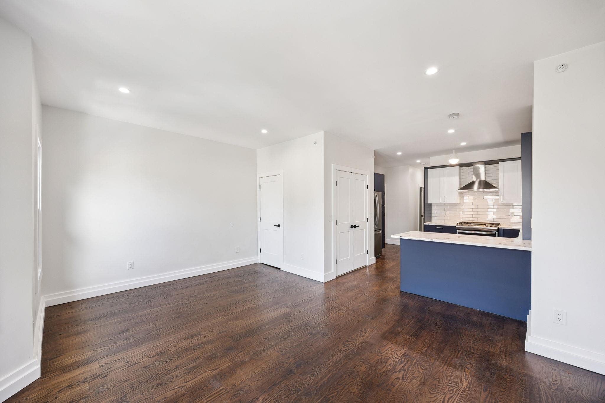 203 3RD ST Unit: 4
