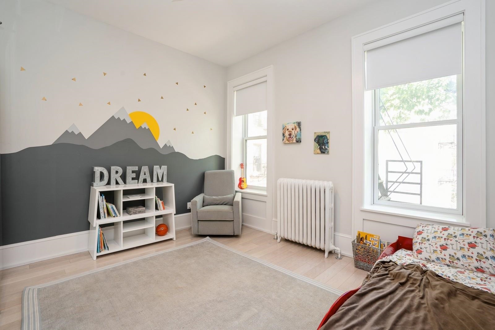 162 9TH ST Unit: 2