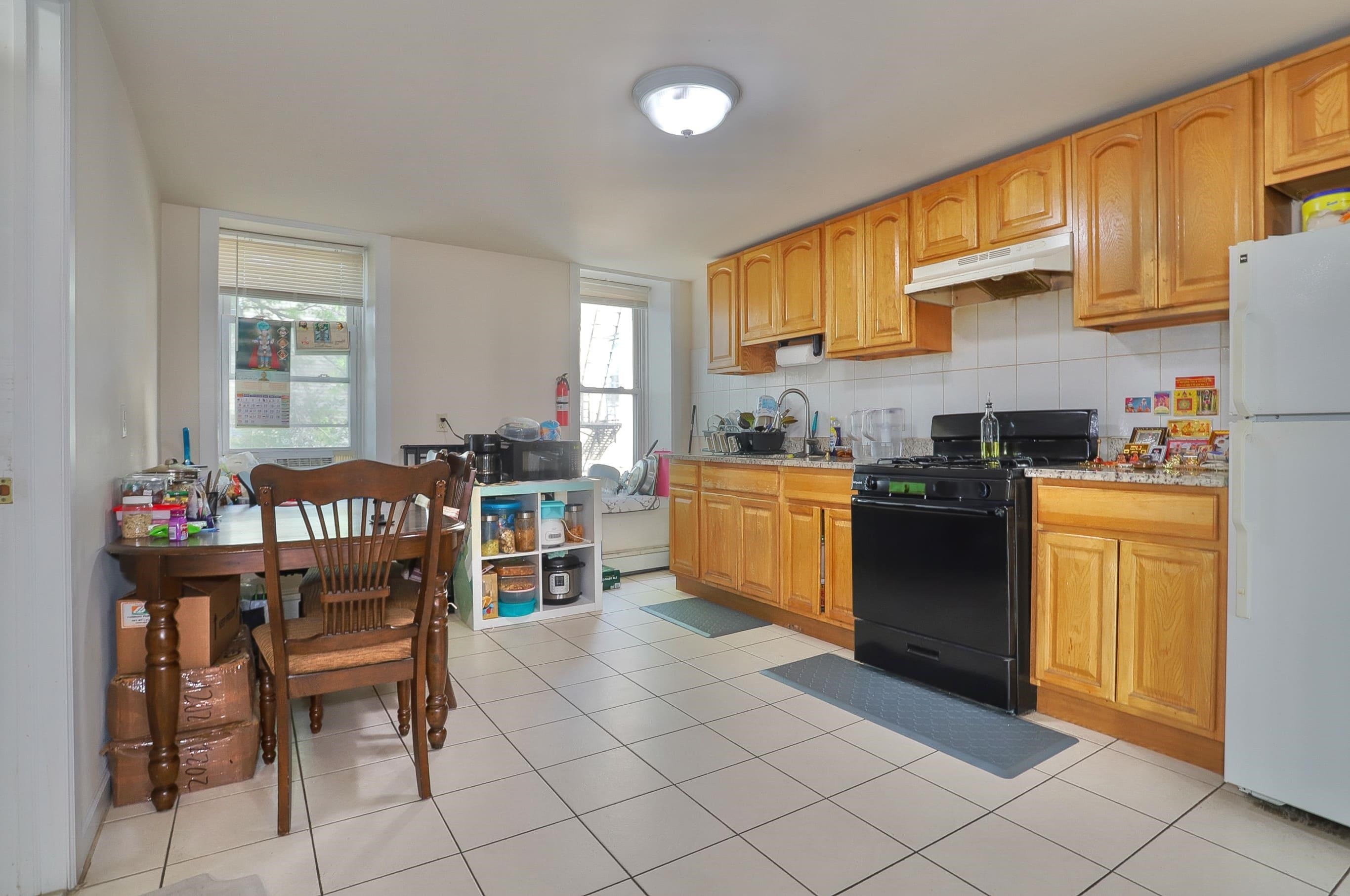 294 HOBOKEN AVE