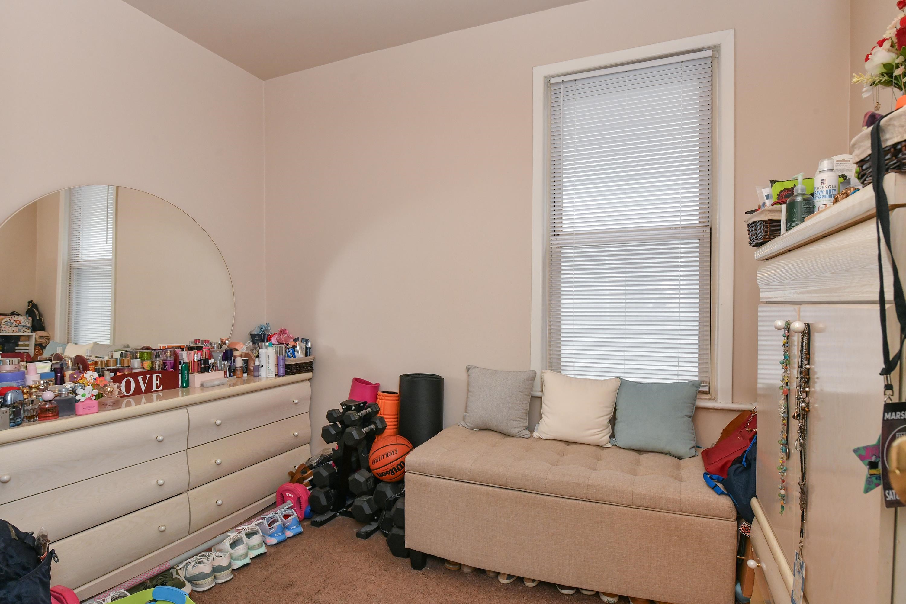 9 50TH ST