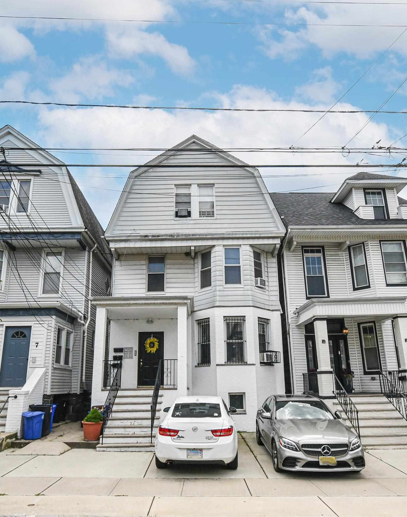 9 50TH ST