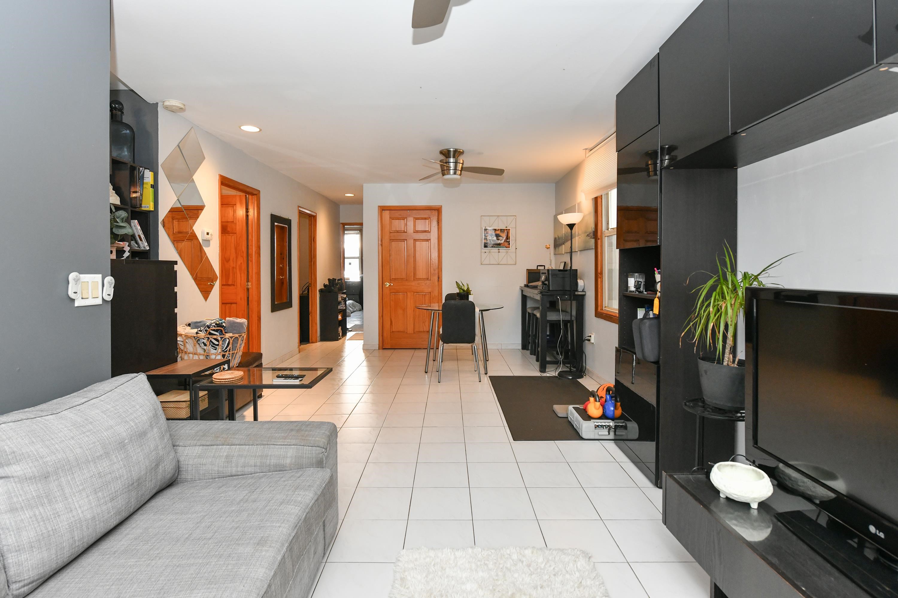 9 50TH ST