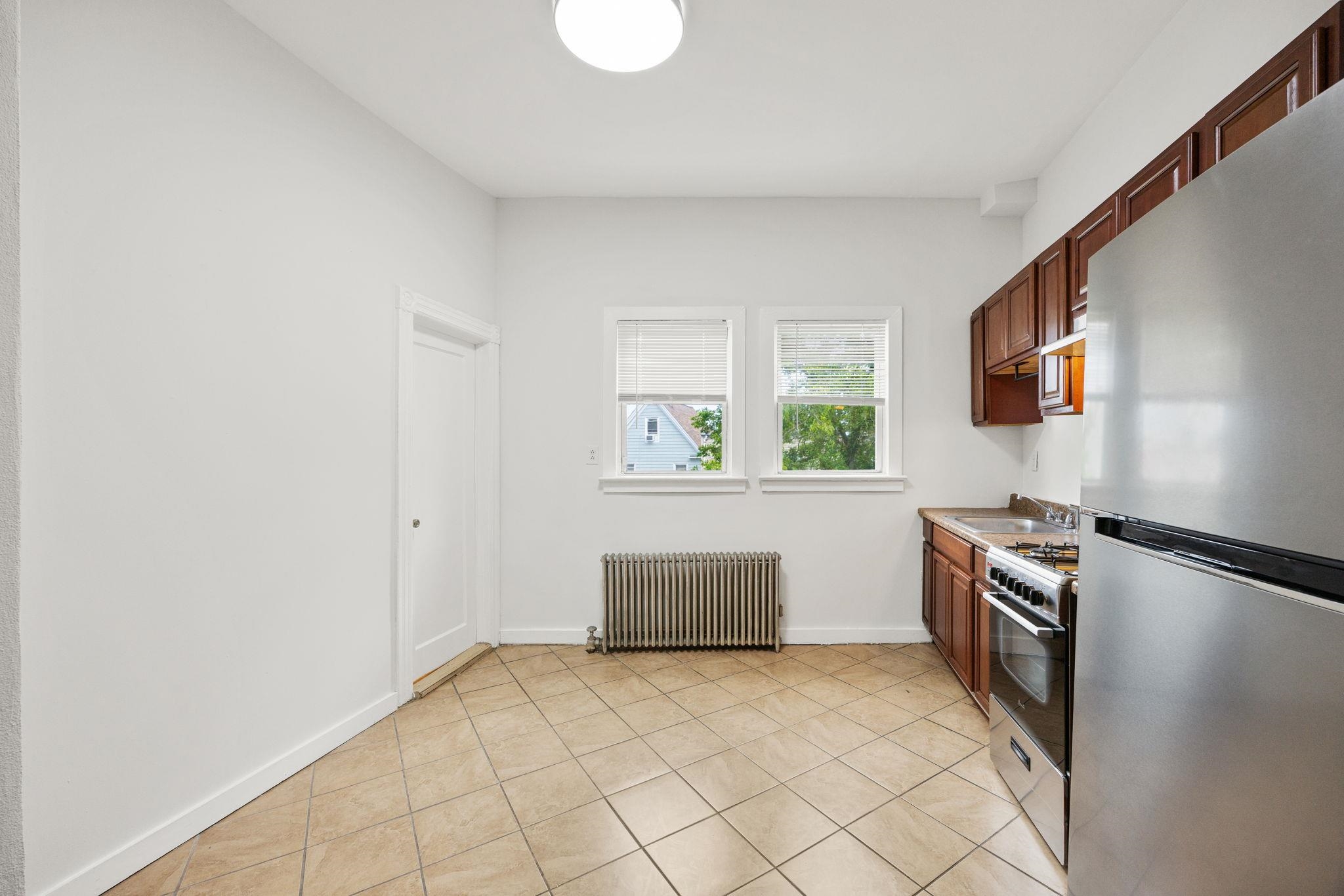 42 CLERK ST