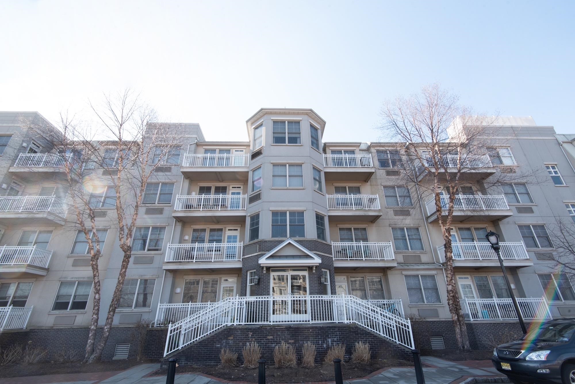 15 FREEDOM WAY Unit: 301