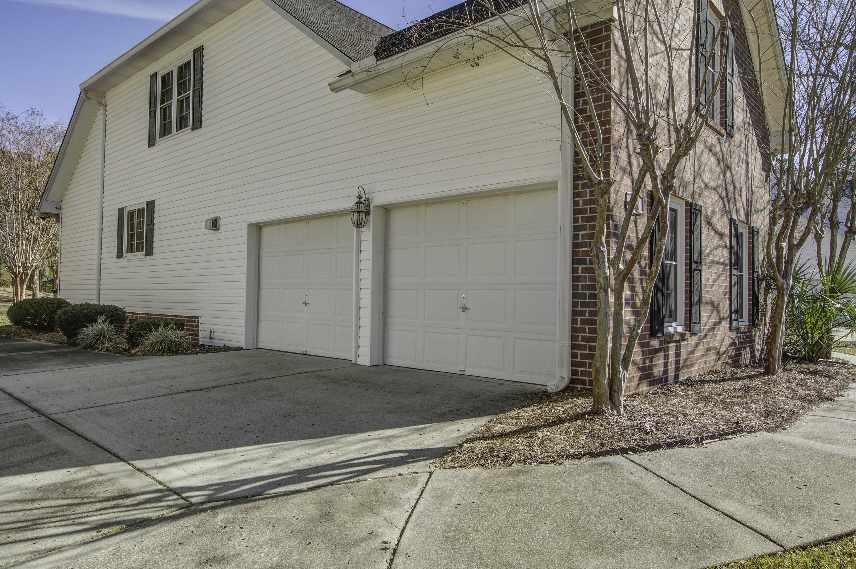 112 Ethanhill Street