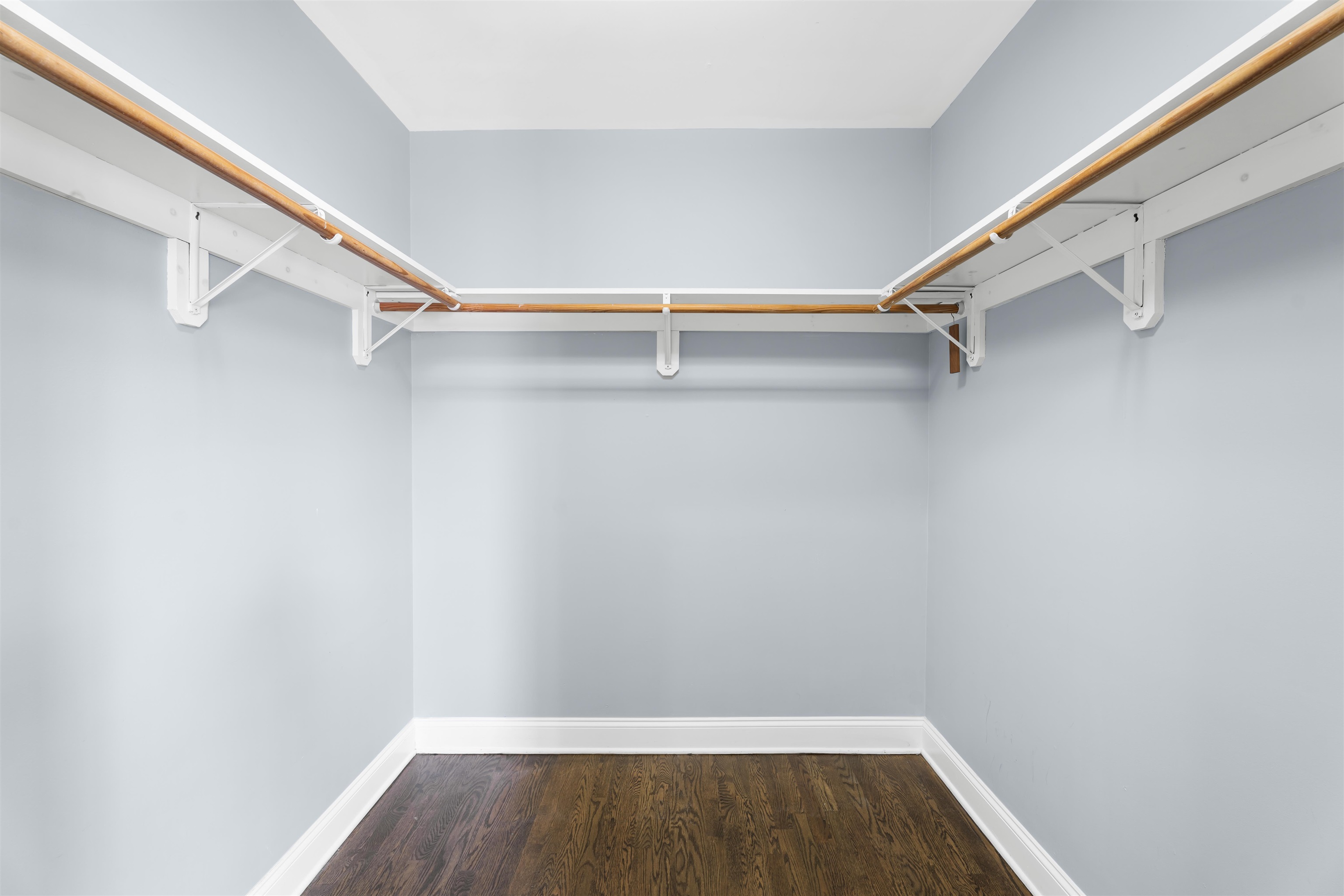 95 WEBSTER AVE Unit: APT 3F