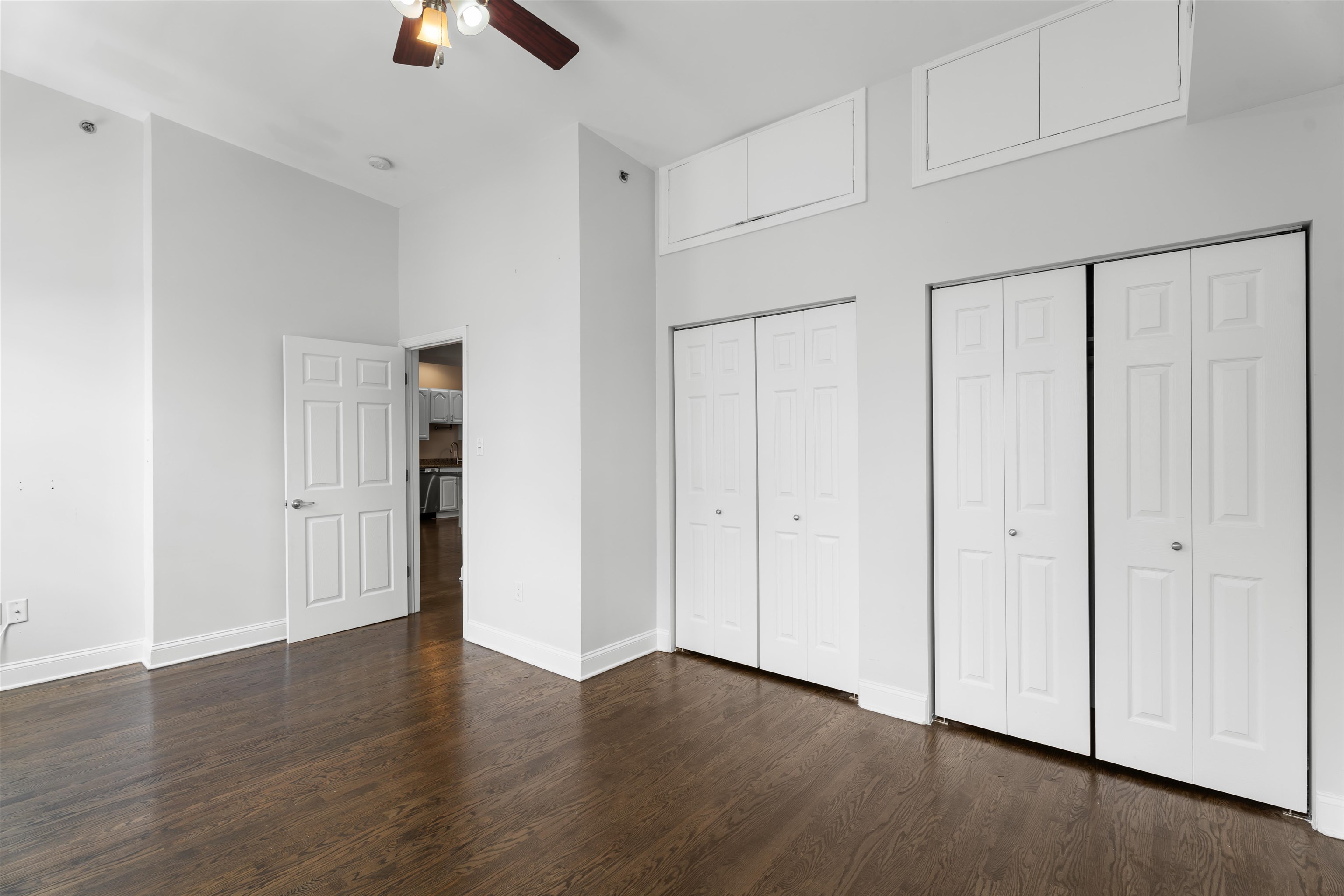95 WEBSTER AVE Unit: APT 3F
