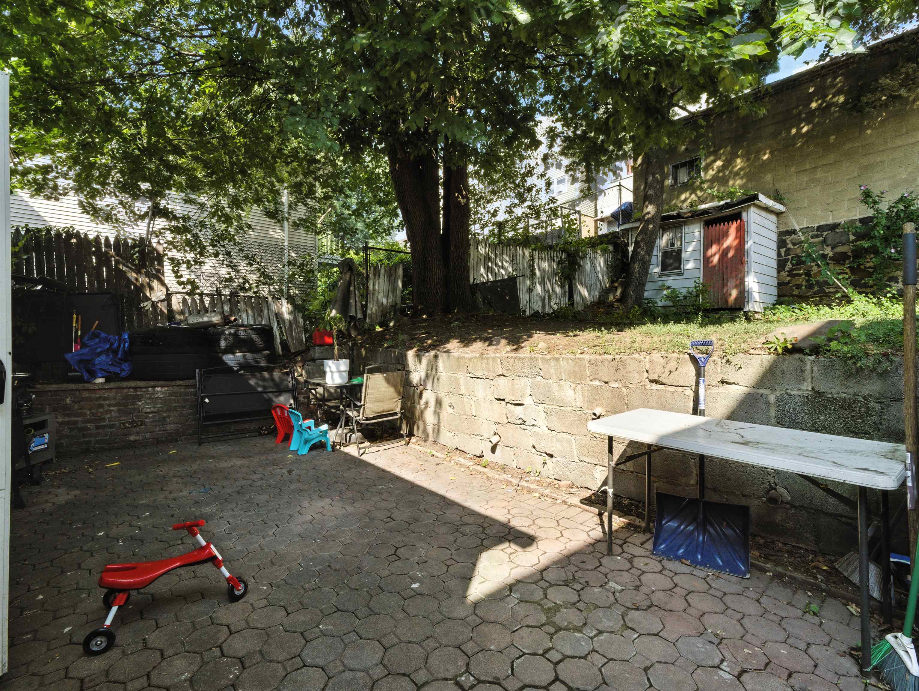 336 TERRACE AVE