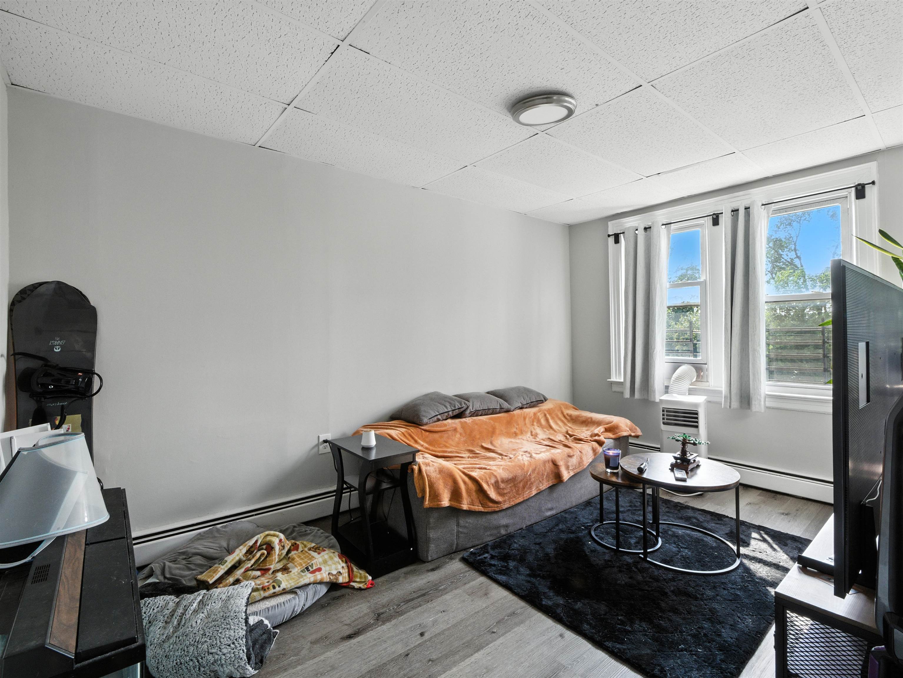 336 TERRACE AVE