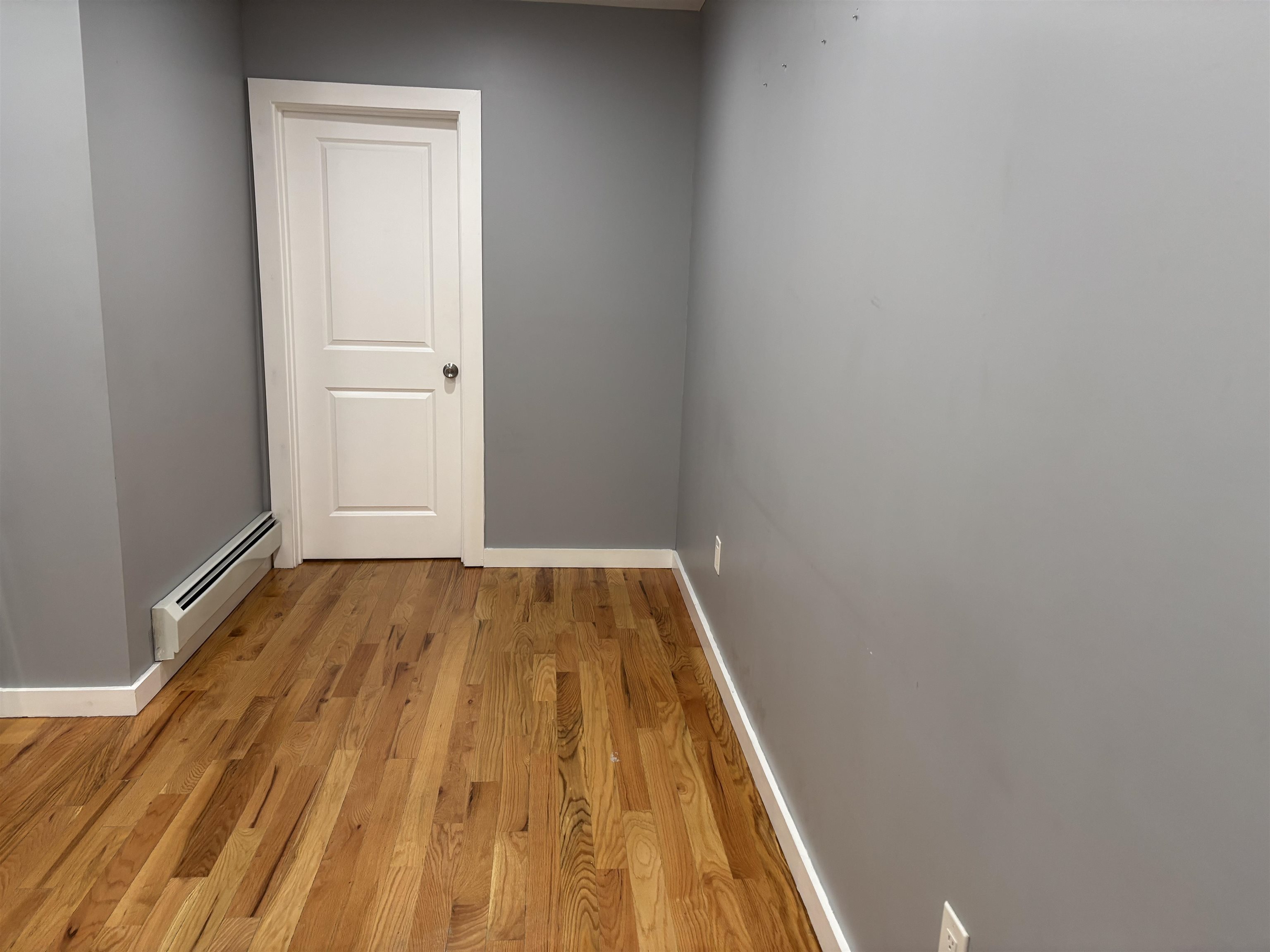 12 CATOR AVE Unit: 1B