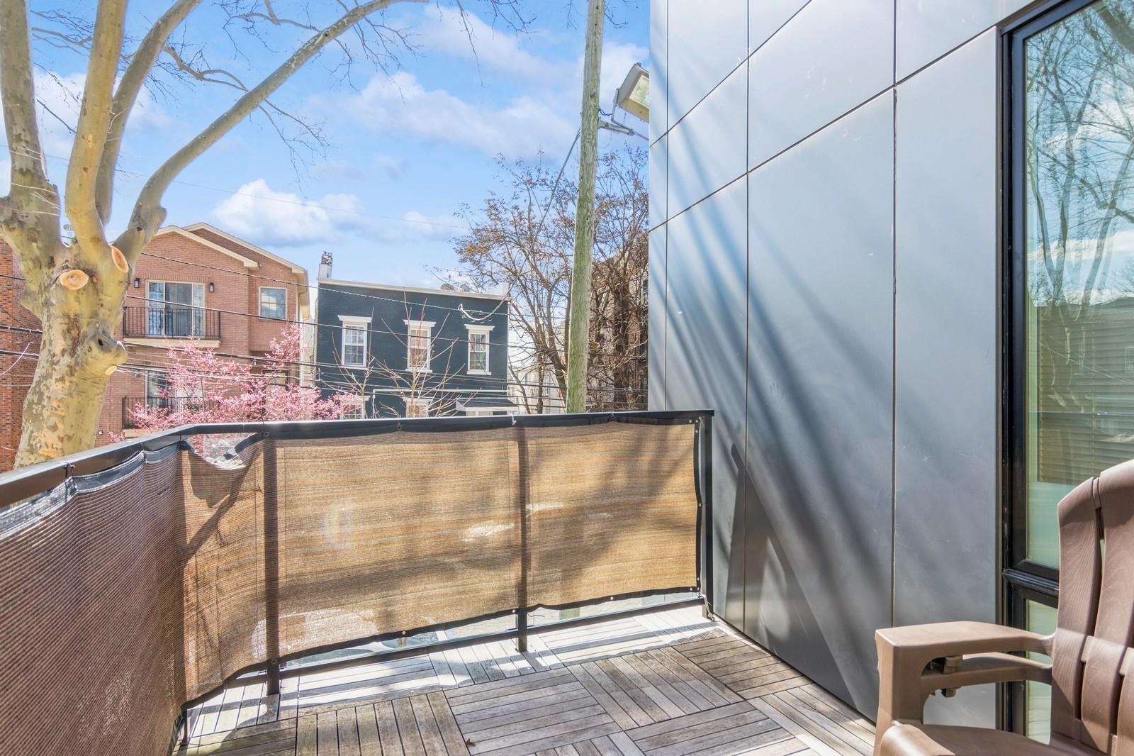 348 BALDWIN AVE Unit: 209