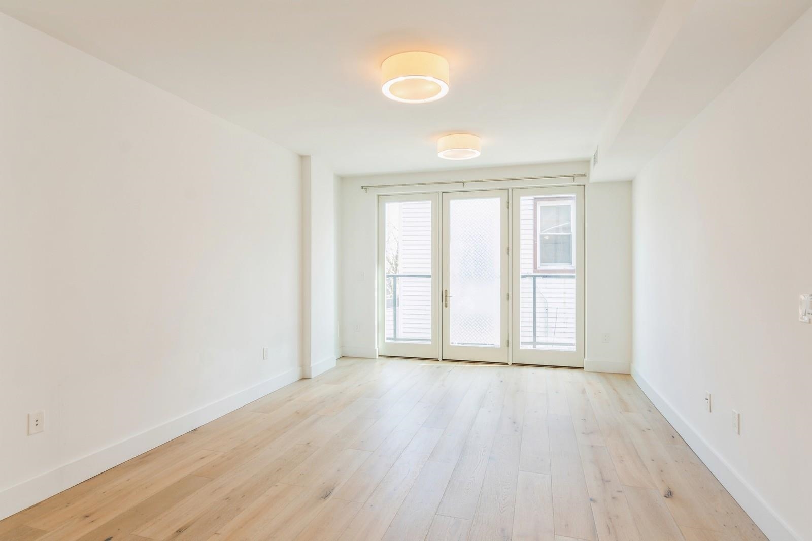 348 BALDWIN AVE Unit: 209