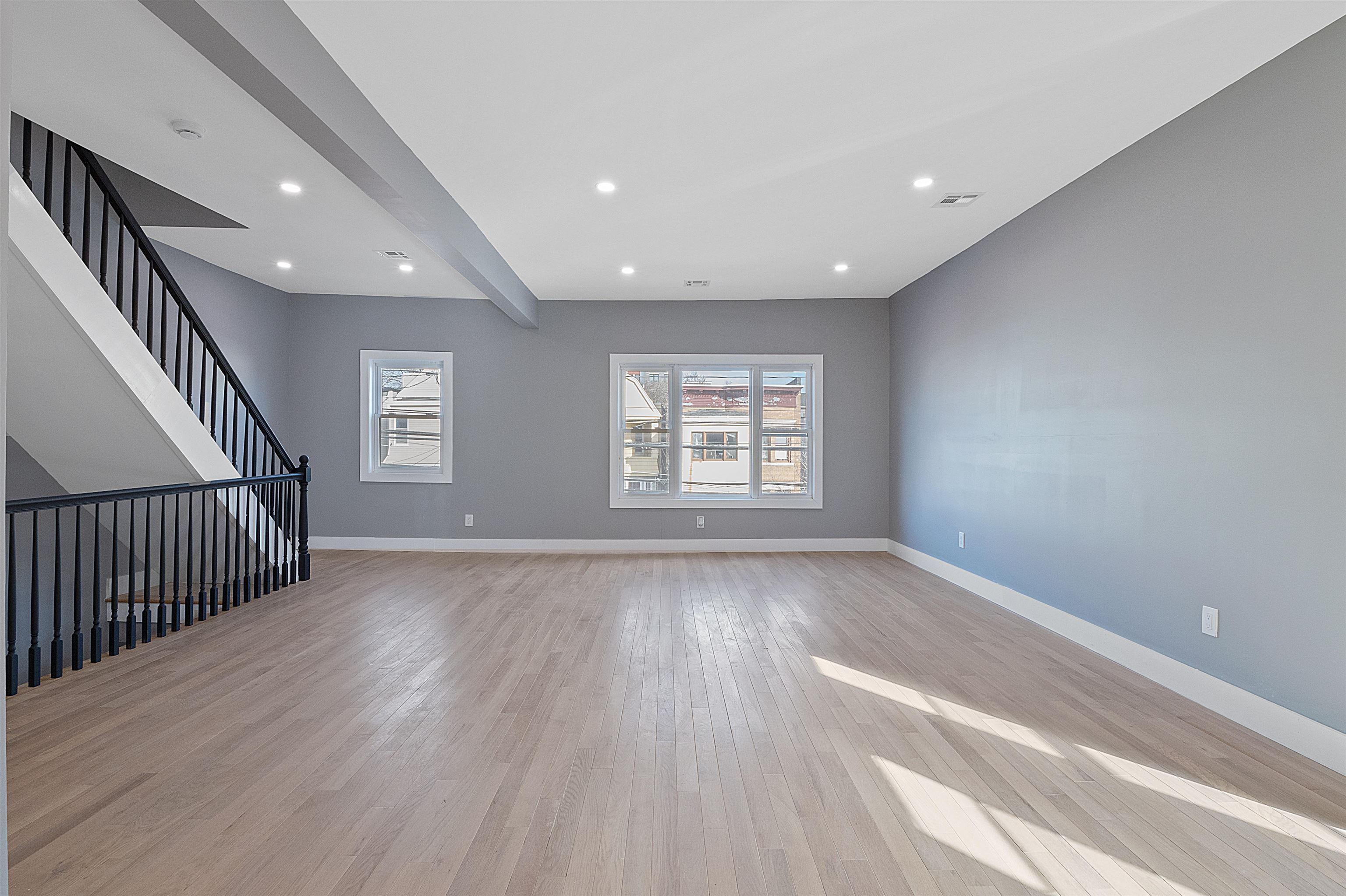 95 CLAREMONT AVE