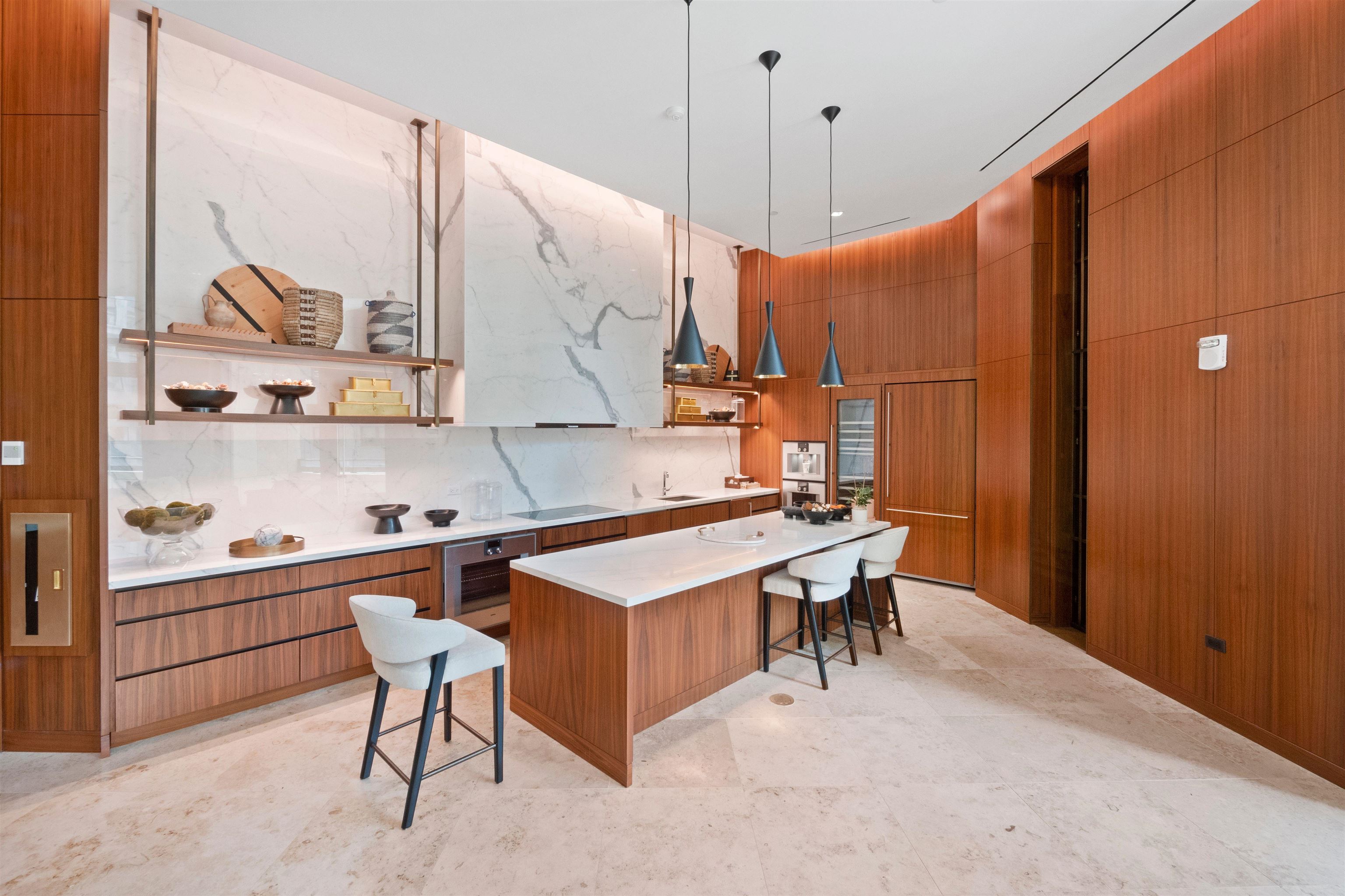 99 HUDSON ST Unit: 4207