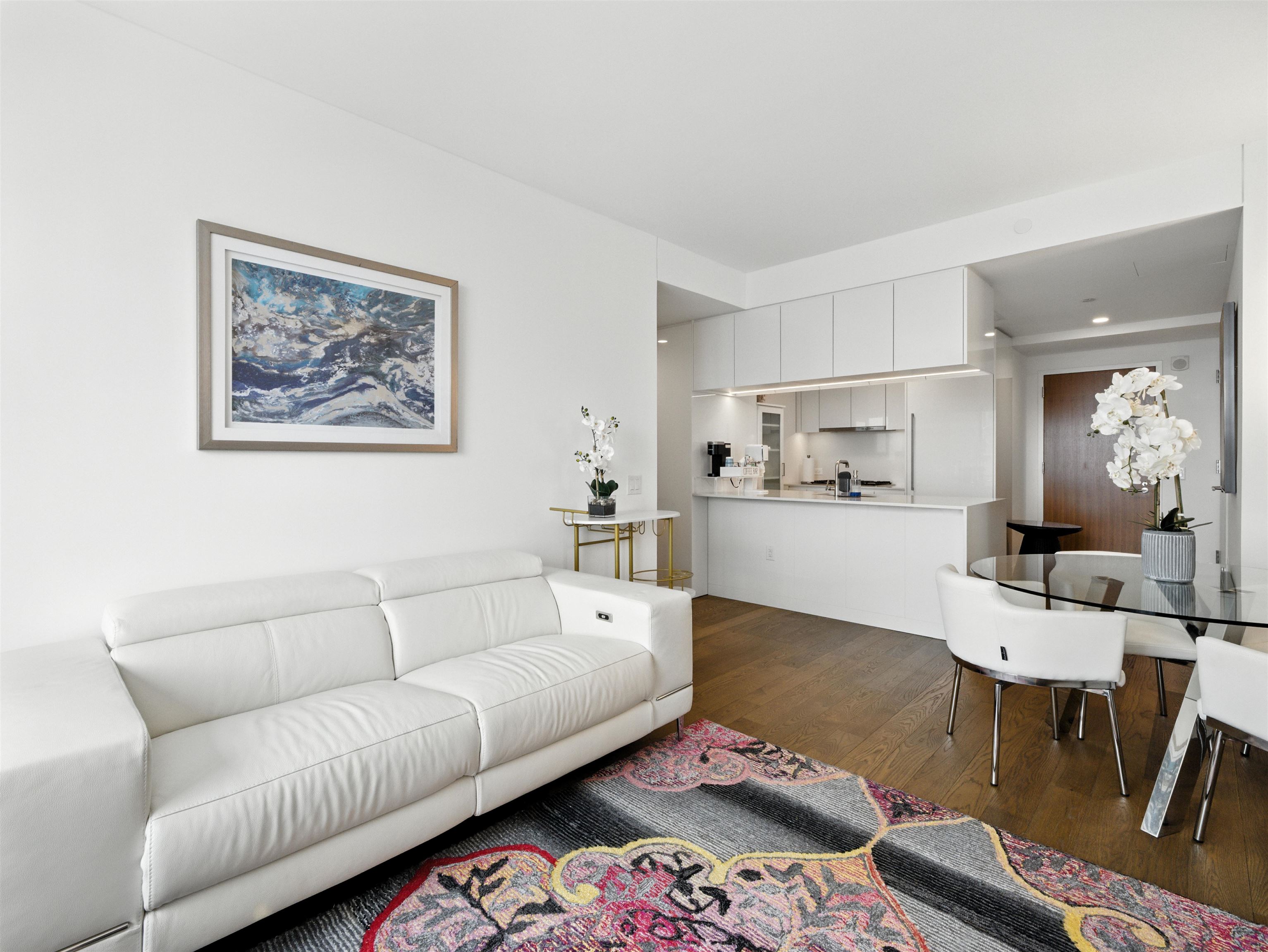 99 HUDSON ST Unit: 4207