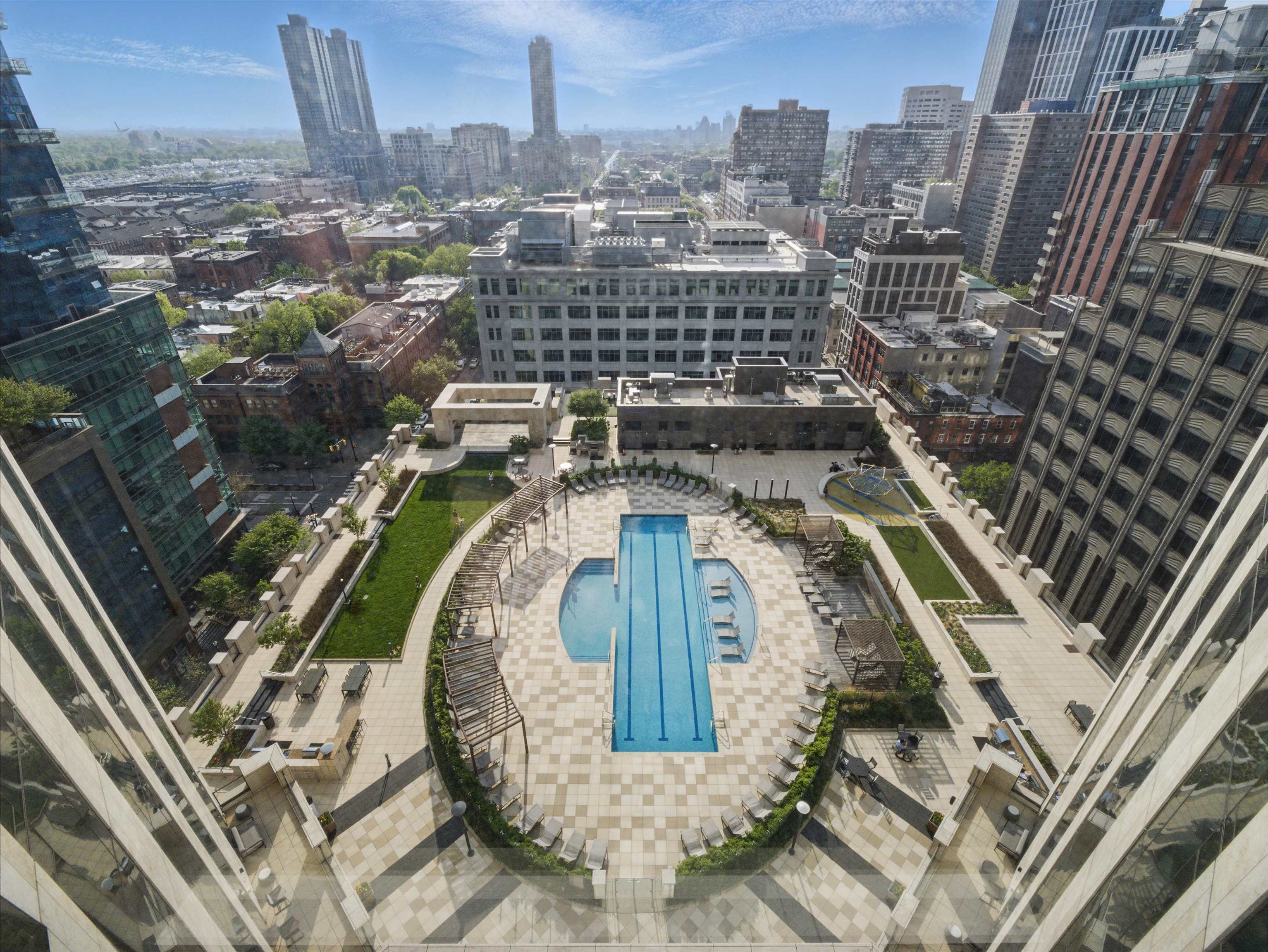 99 HUDSON ST Unit: 4207