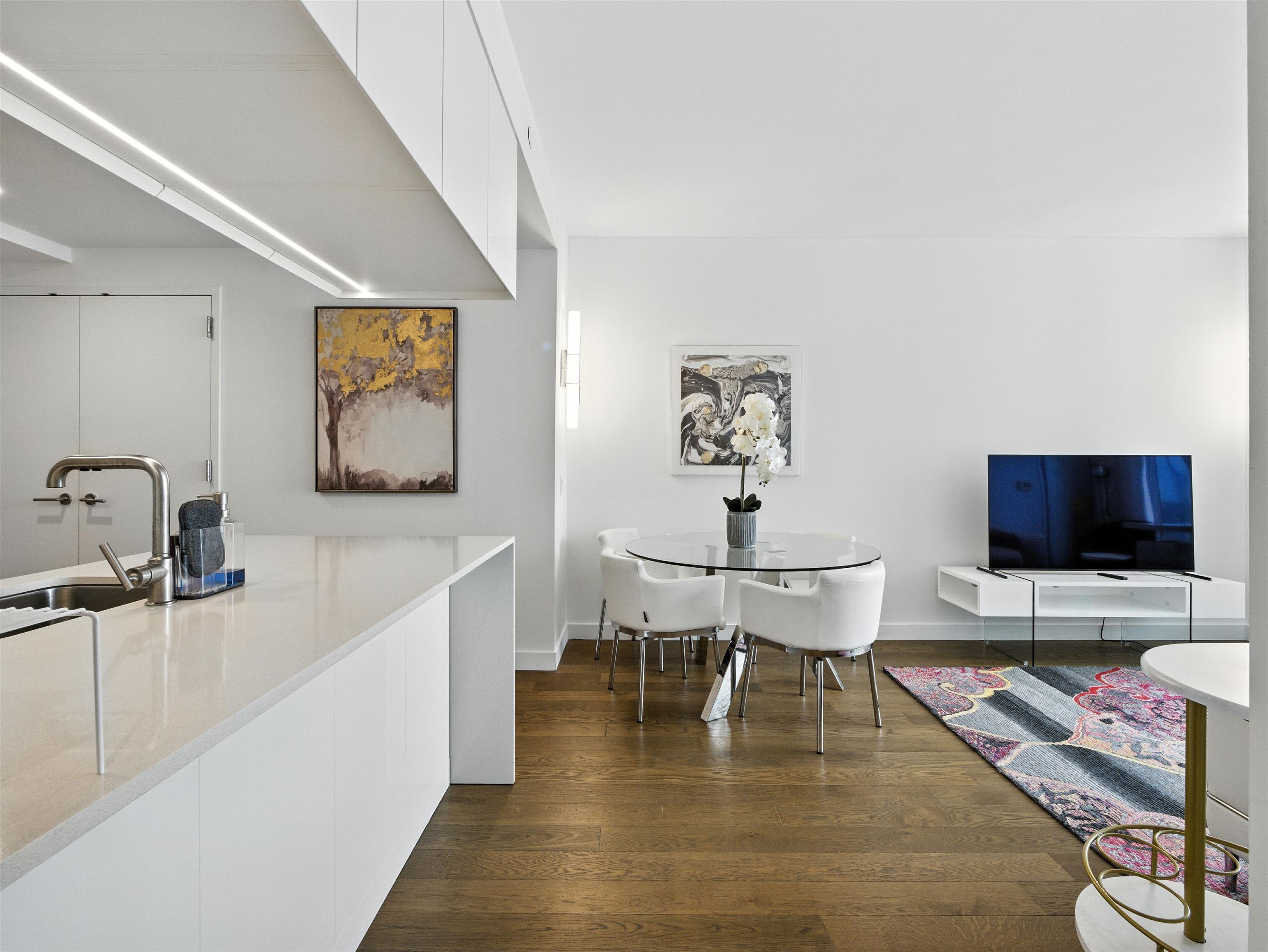 99 HUDSON ST Unit: 4207