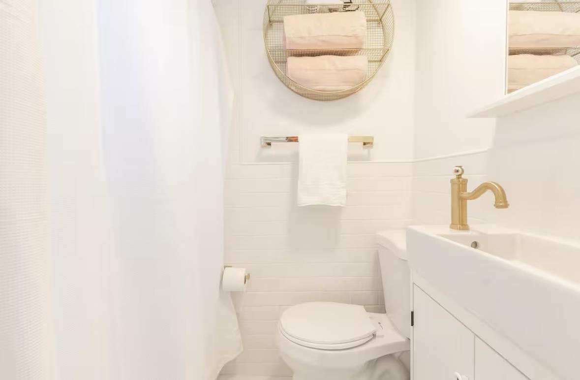 212 19TH ST Unit: 2