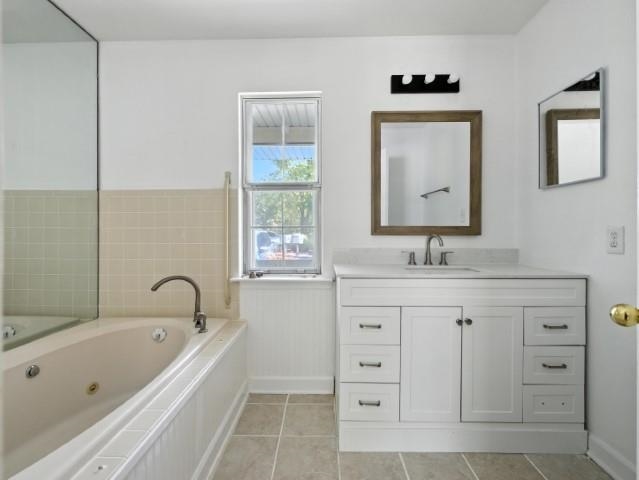 206 ASH CT