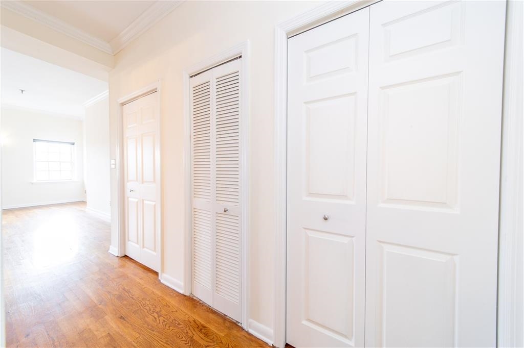 227 CHRISTOPHER COLUMBUS DR Unit: 311b