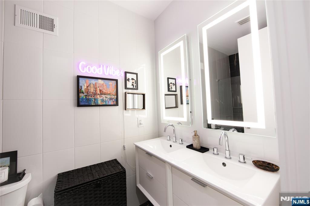 198 Sherman Avenue 2