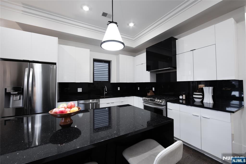 198 Sherman Avenue 2
