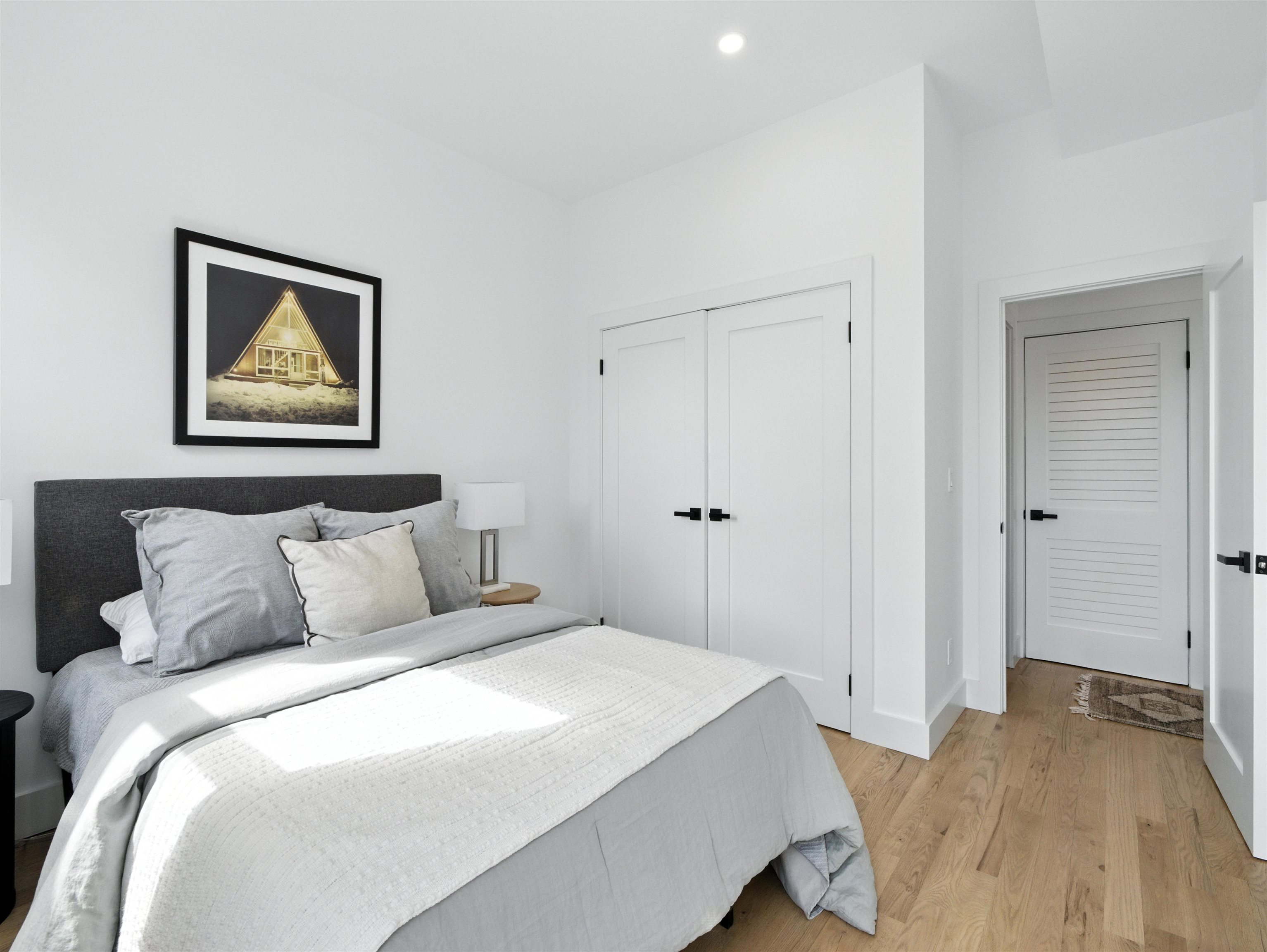 63 JEFFERSON AVE Unit: Duplex 1