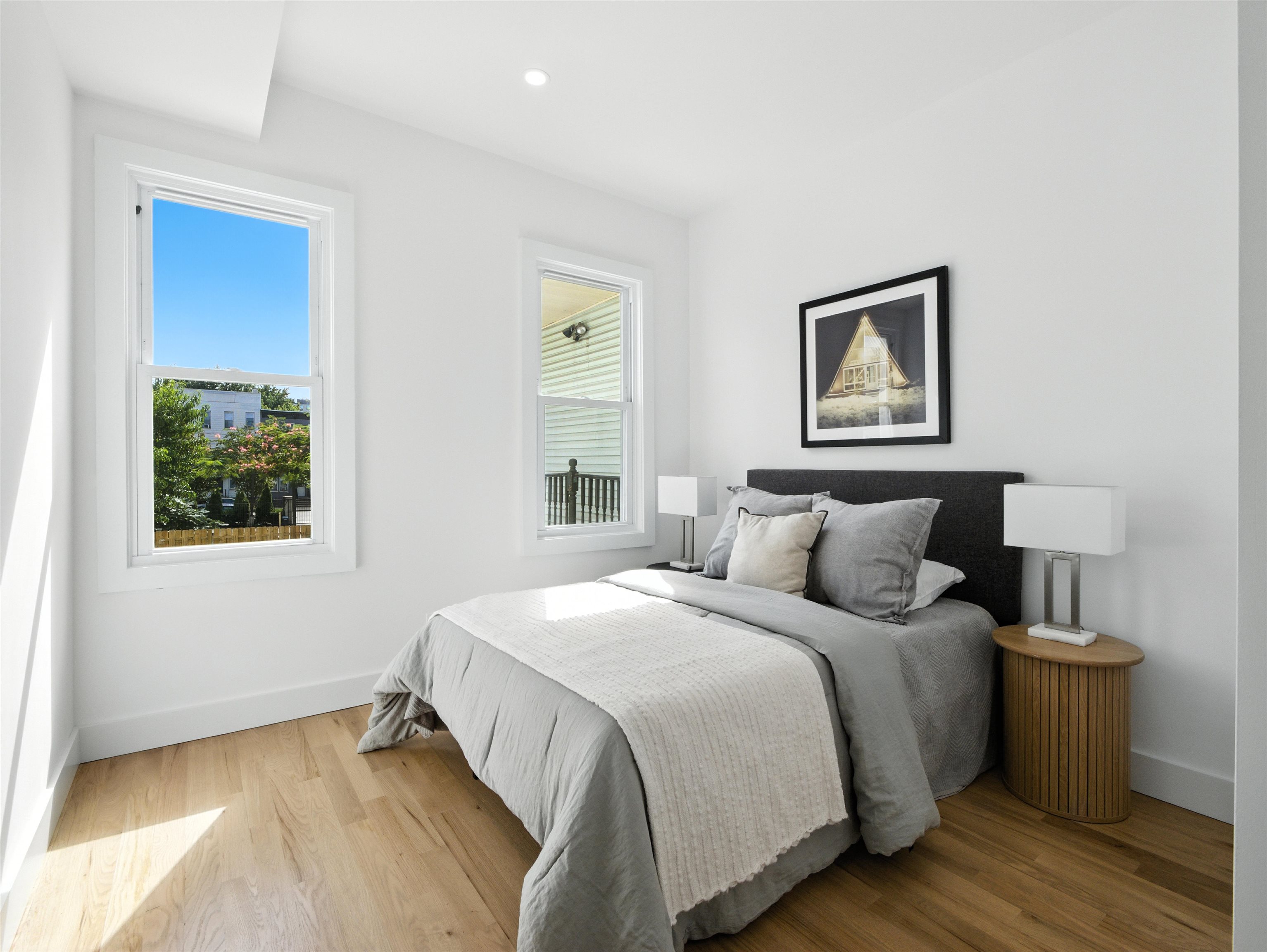 63 JEFFERSON AVE Unit: Duplex 1
