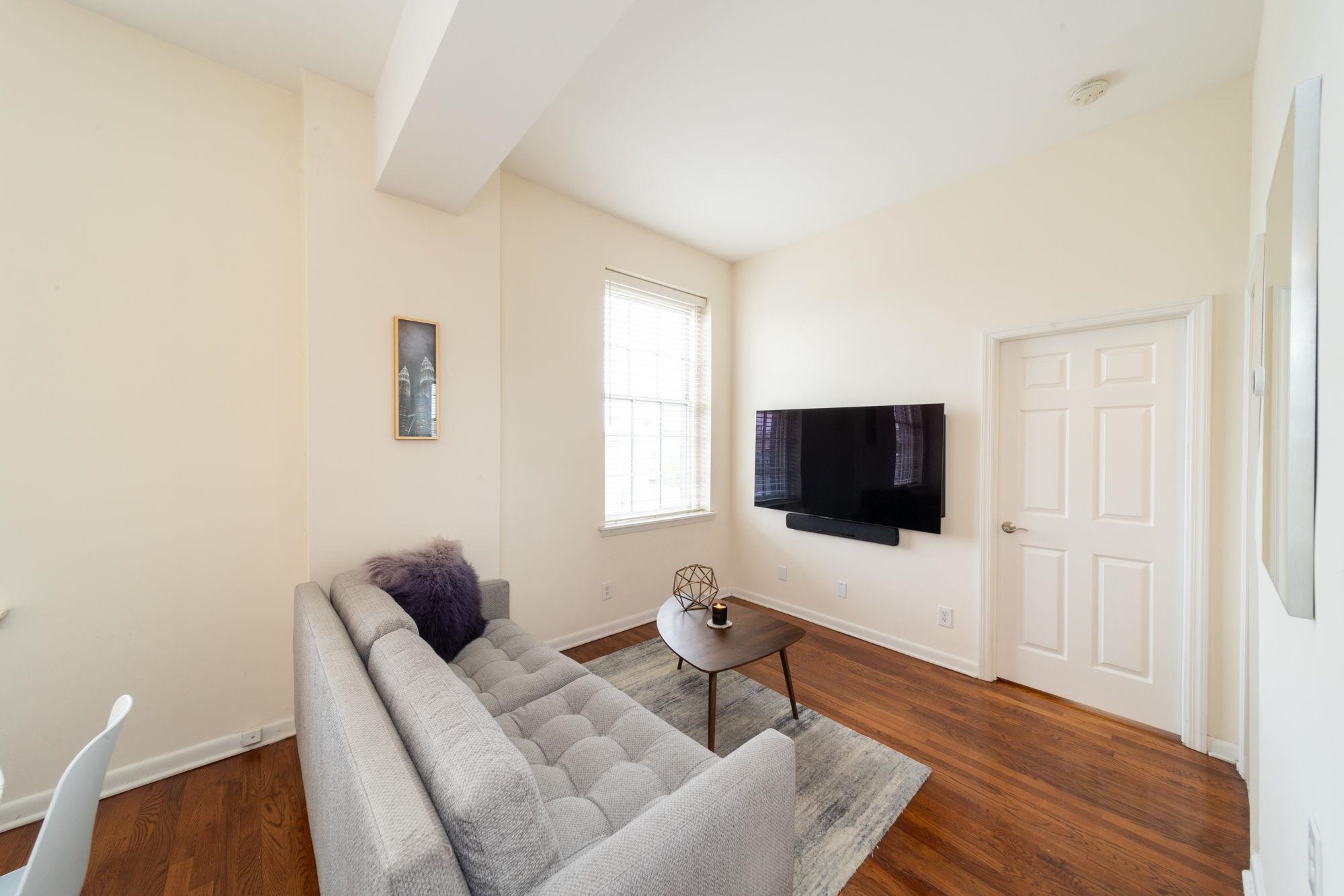 341 MONMOUTH ST Unit: 401D