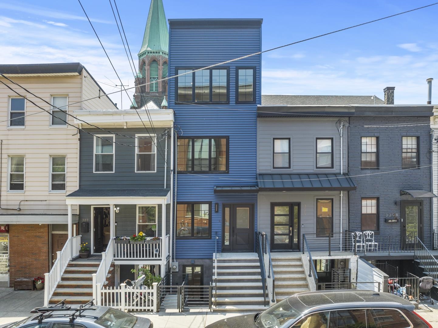 327.5 7TH ST