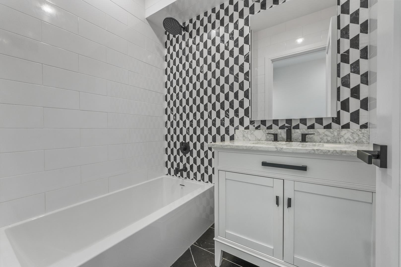 327.5 7TH ST