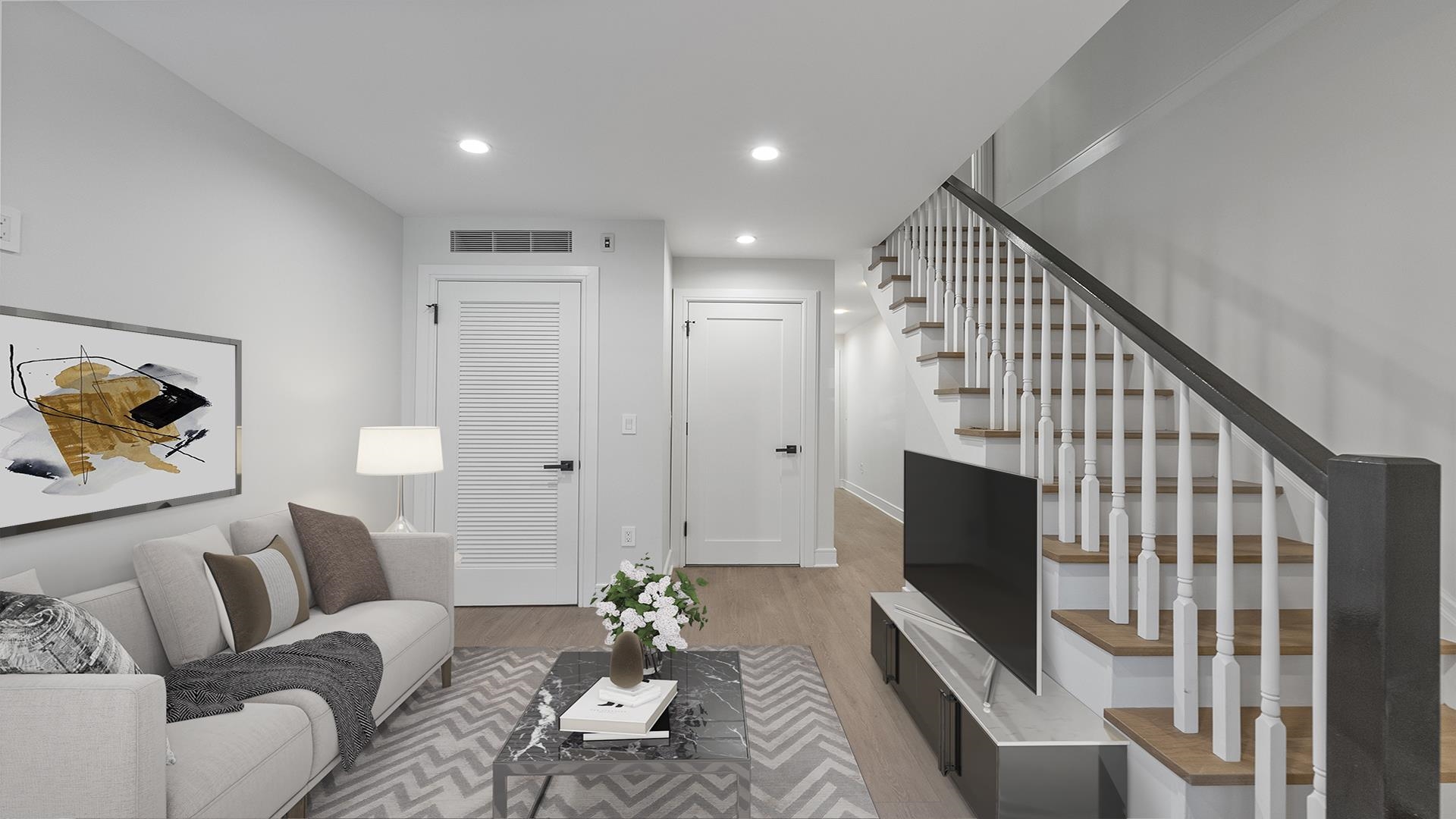 327.5 7TH ST